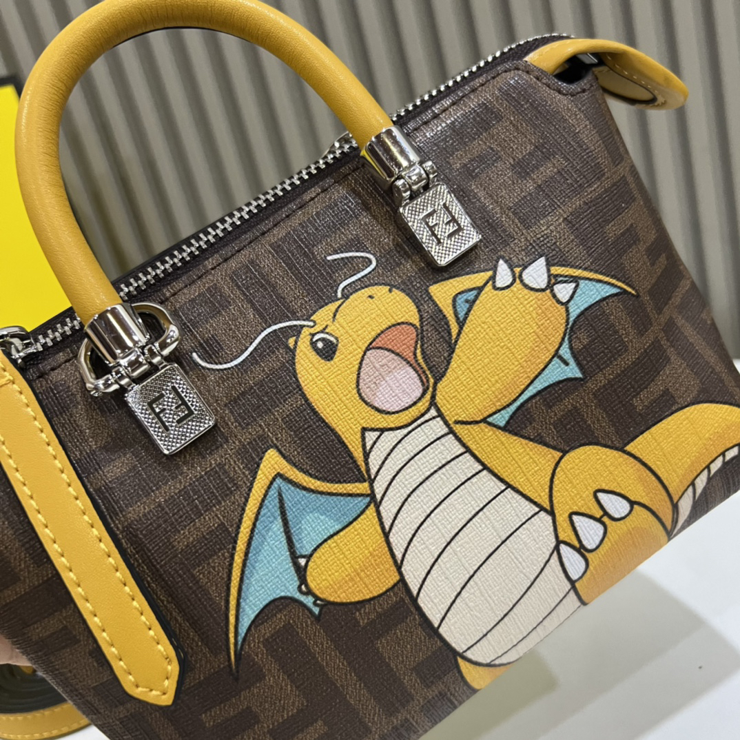 Fendi Mini ByThe Way Mini Bag Model: 6013 Size 17x18x8cm