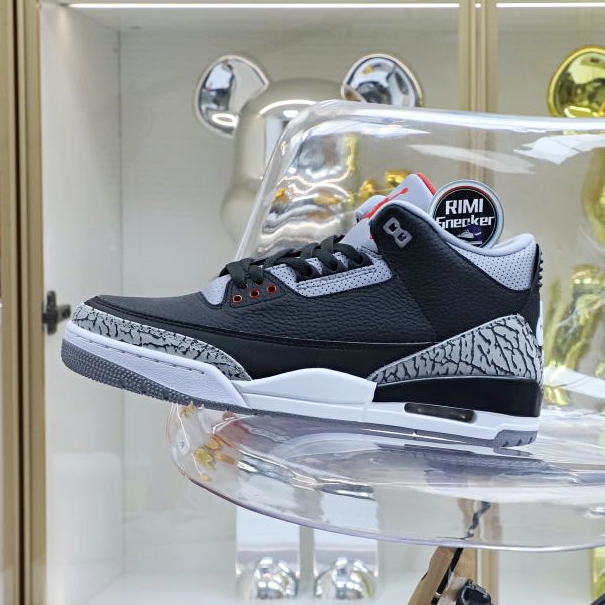 AIR JORDAN 3 RETRO OG ''BLACK CEMENT'' 2018(854262-001)