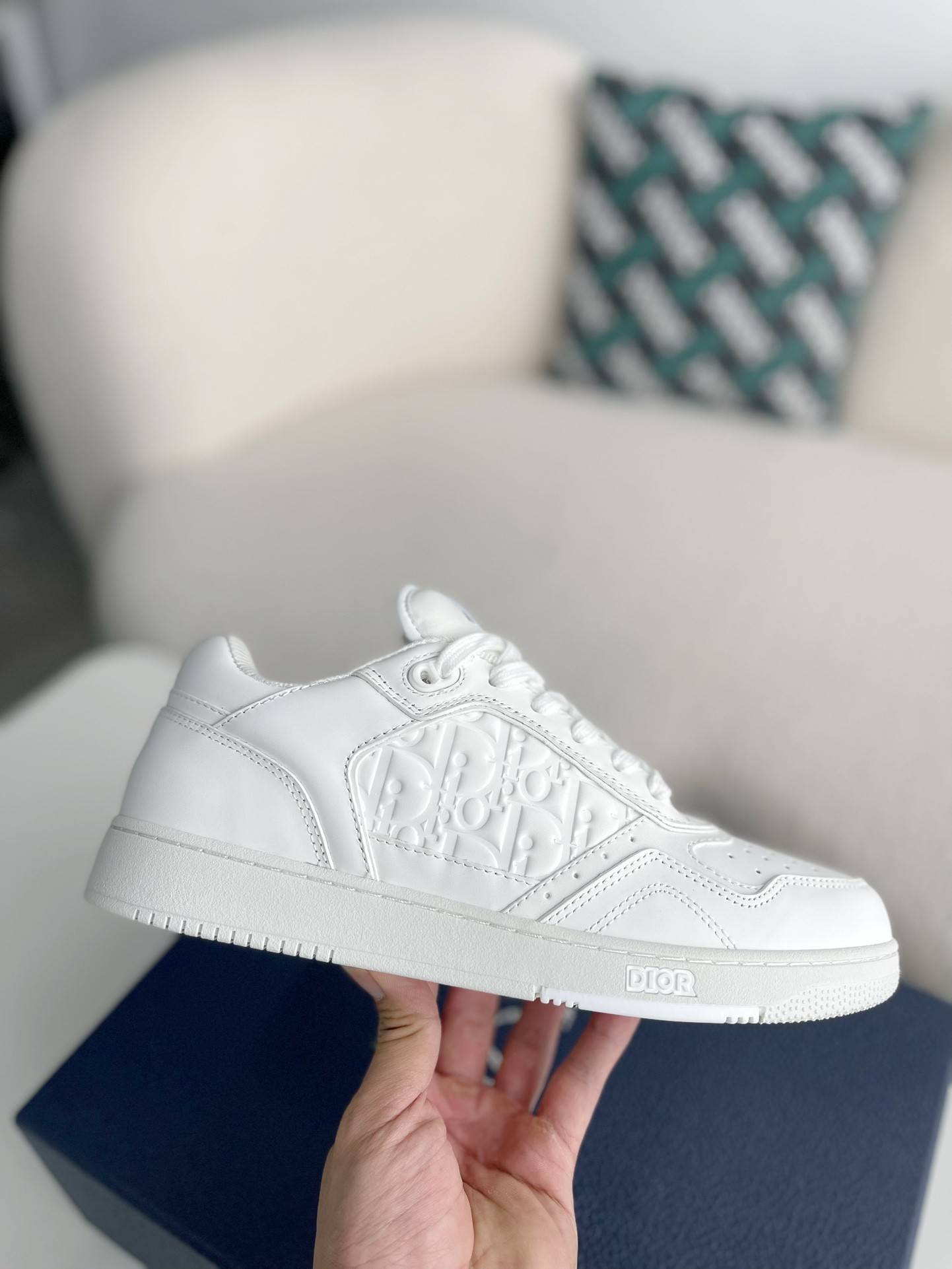 D*OR New B27 Sneaker