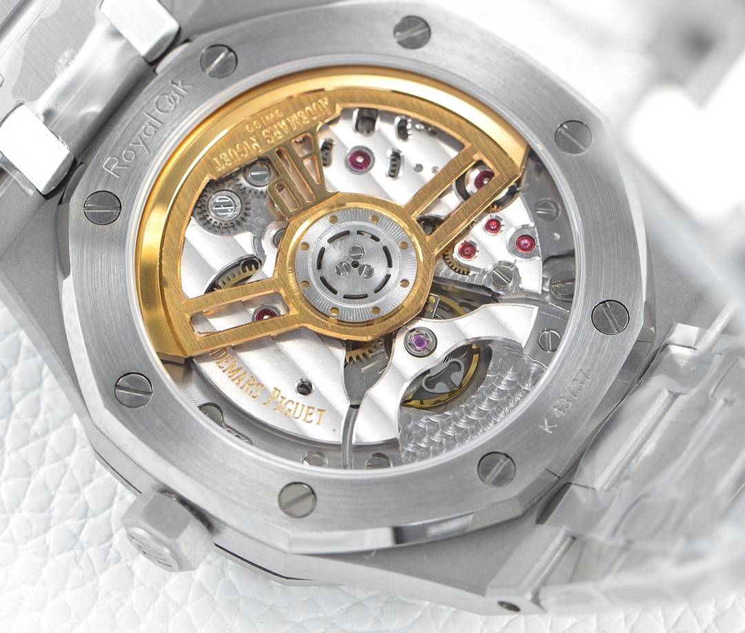 Audemars Piguet Royal Oak 15500 Series Men