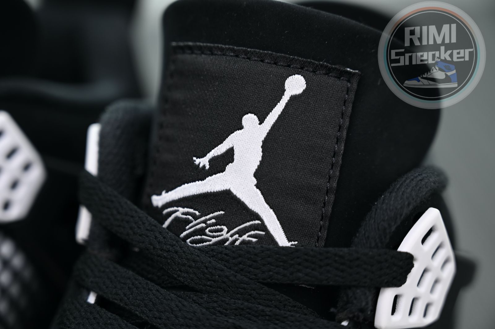 Jordan Air Jordan 4 Retro "White Thunder"