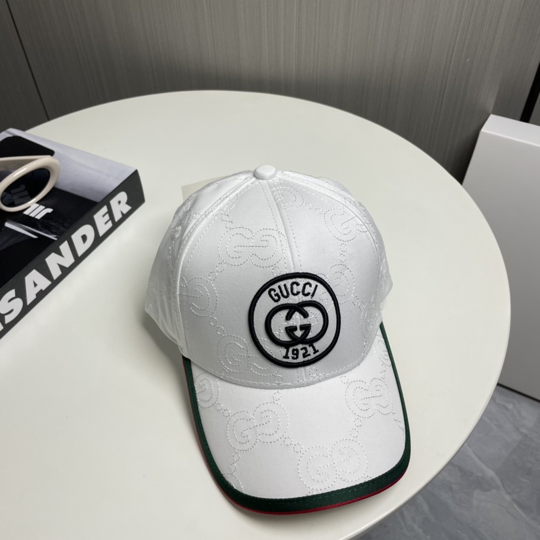 [#5009] G*u*i baseball cap peaked c ap hat
