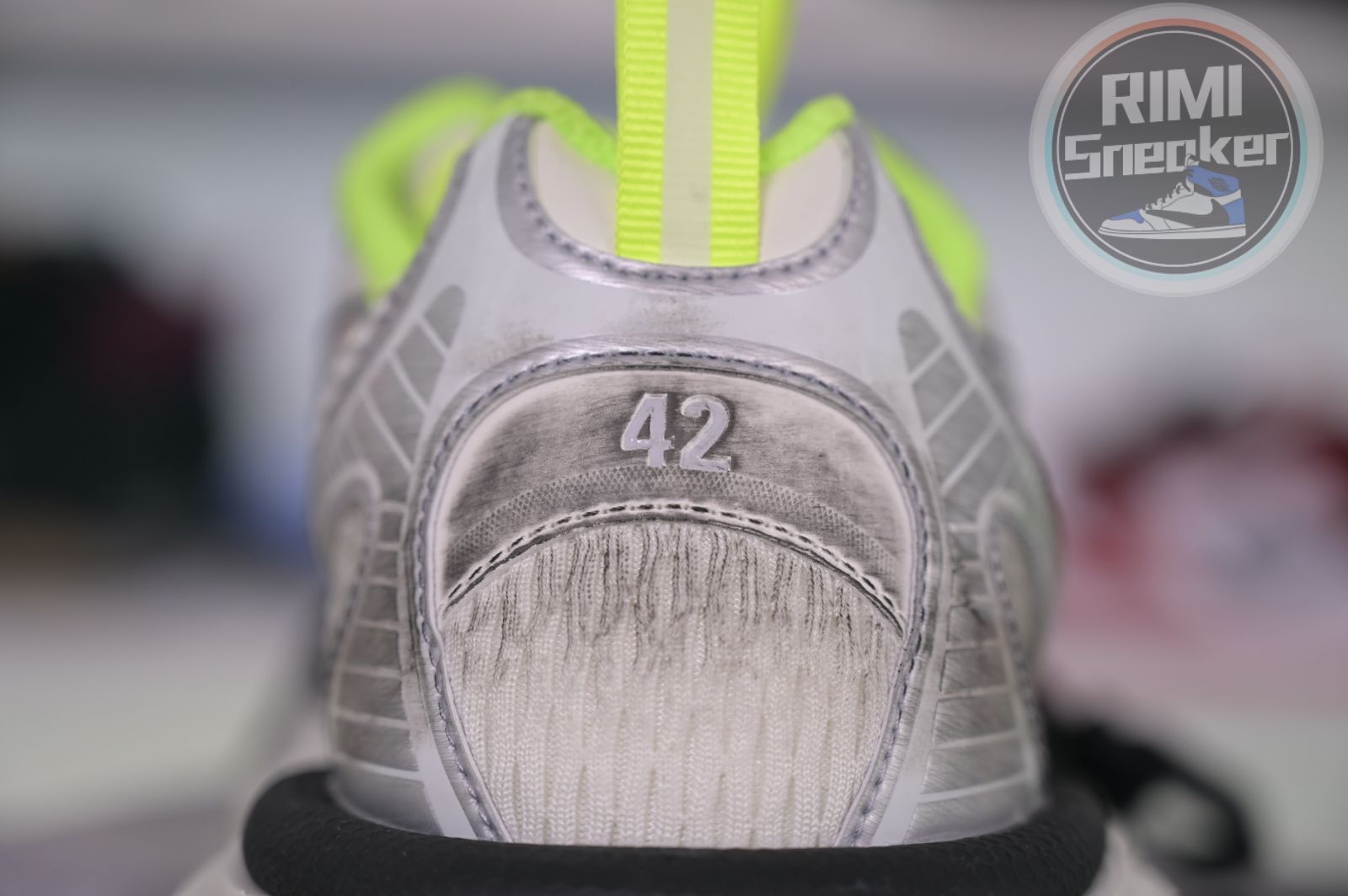 Balenciaga all sizes still in stock! Please contact customer service on iMessage/WhatsApp to purchase!  BLGA  3XL