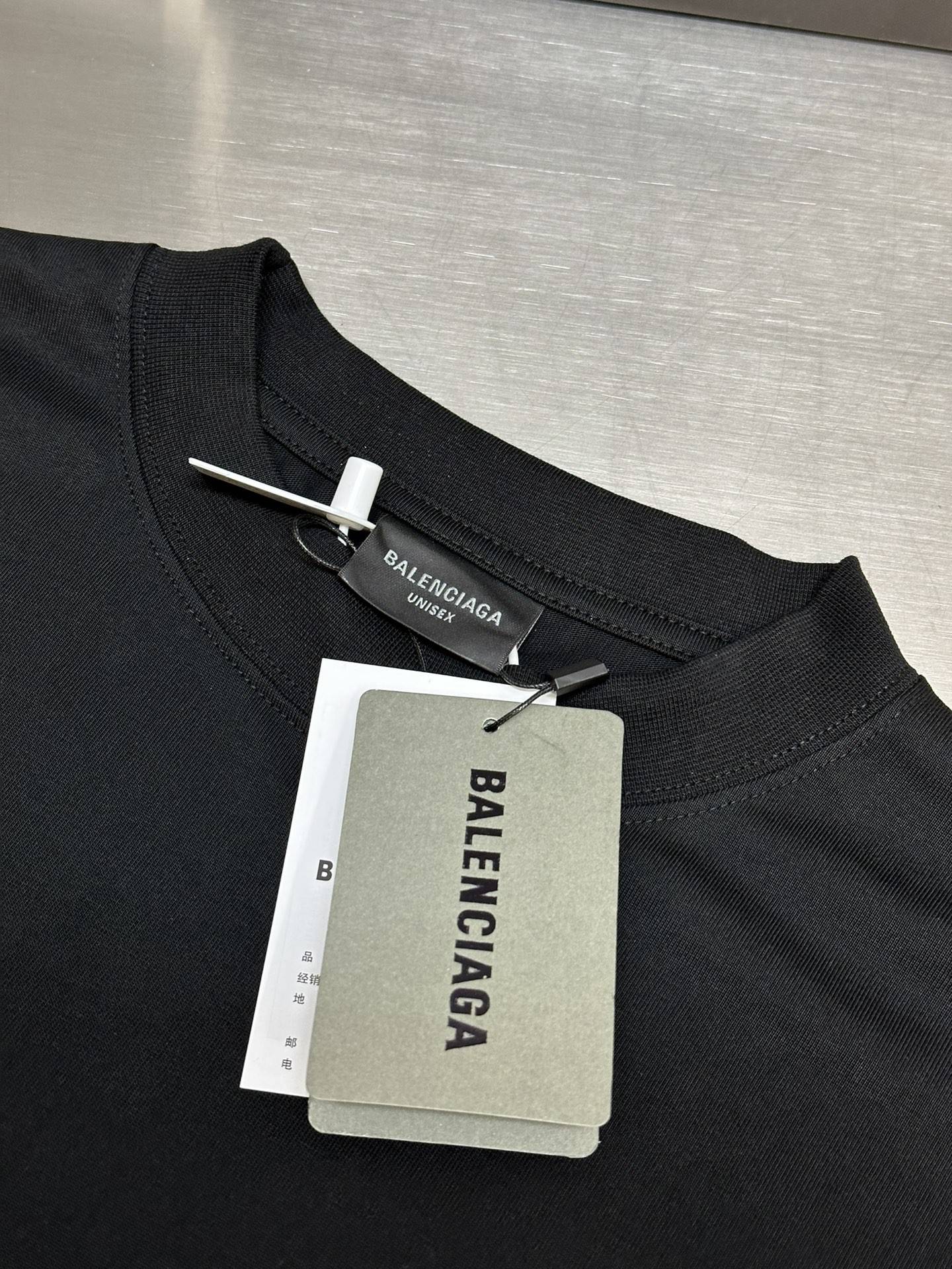 Balenciaga double back embroidered short sleeves