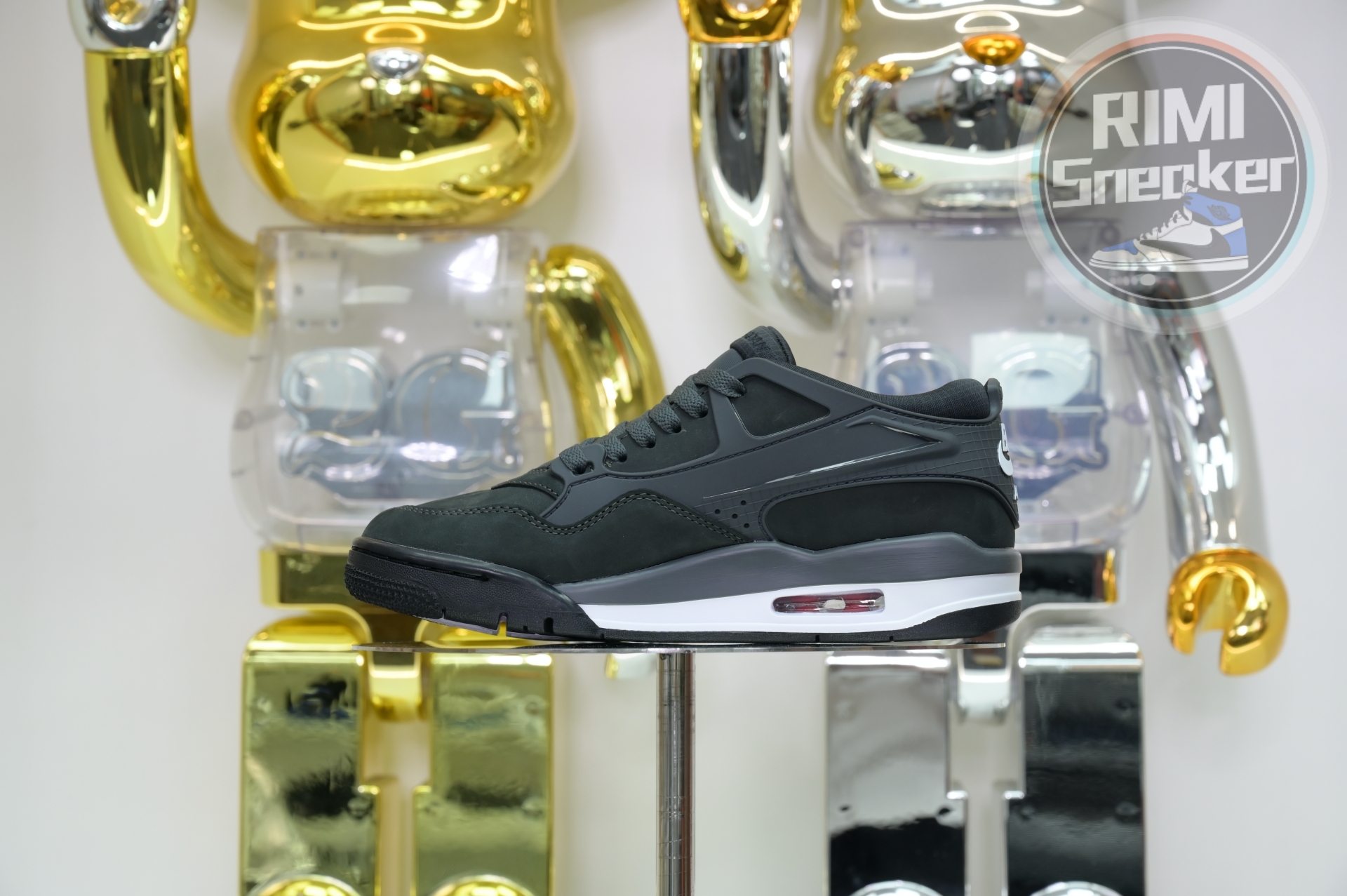 Nigel SyL*Vester x Jordan Air Jordan 4 RM SP “Anthracite”