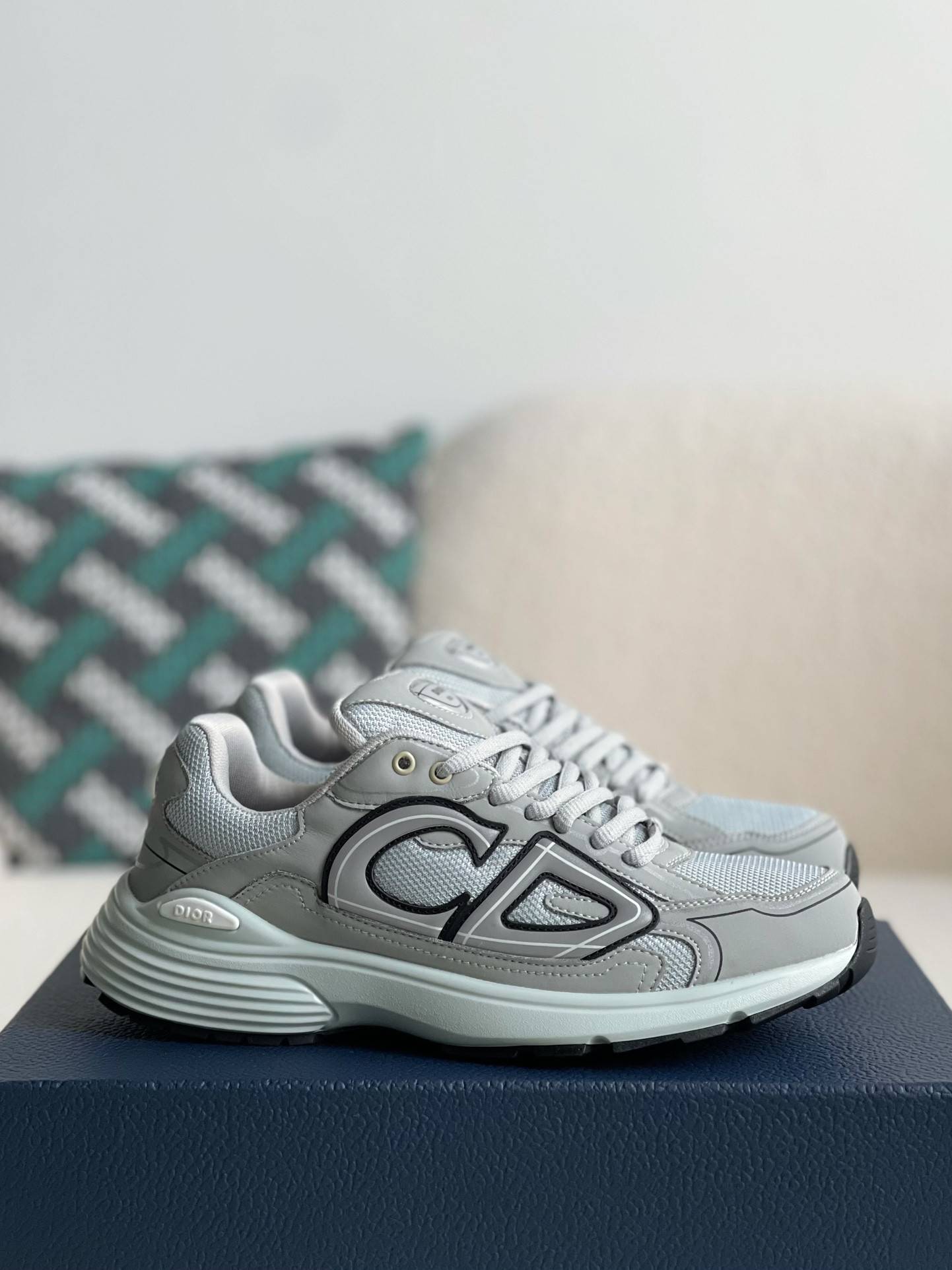 D*OR NEW ARRIVAL B30 Clunky Sneaker