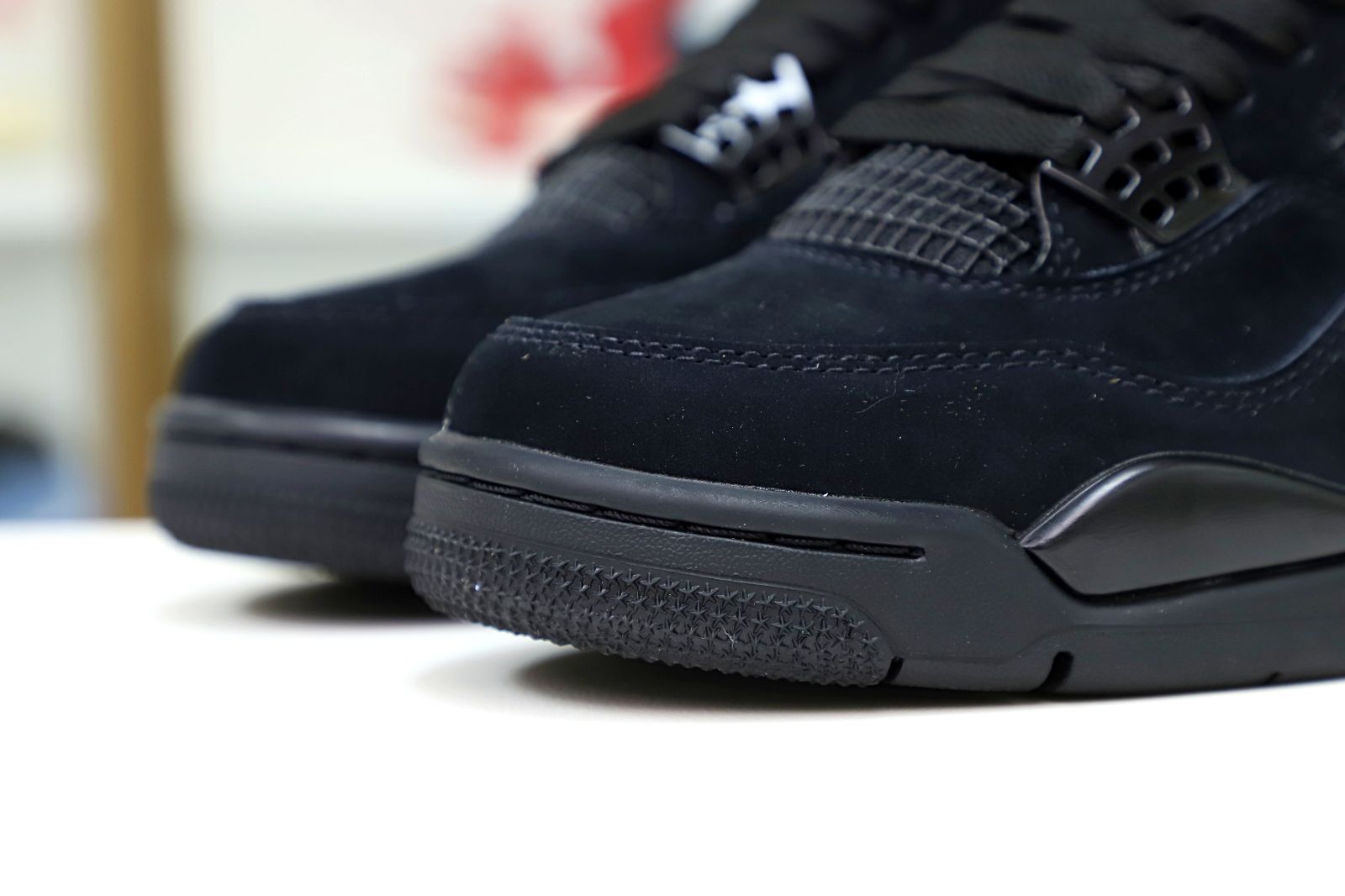AIR JORDAN 4 RETRO