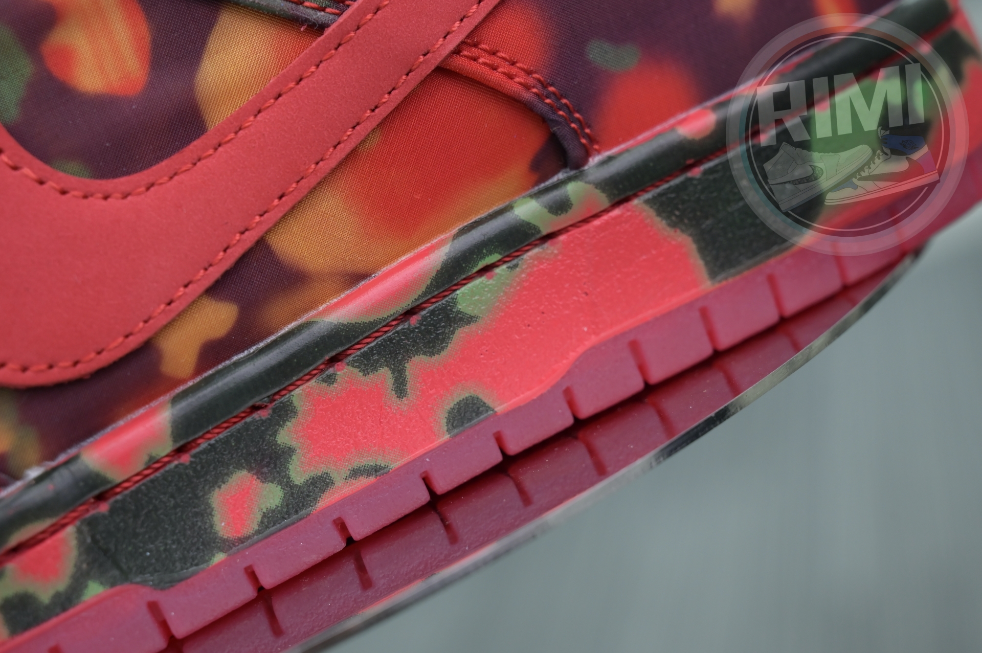 The Wizard of Oz x Nike SBDunk Low“Ruby Slipper”