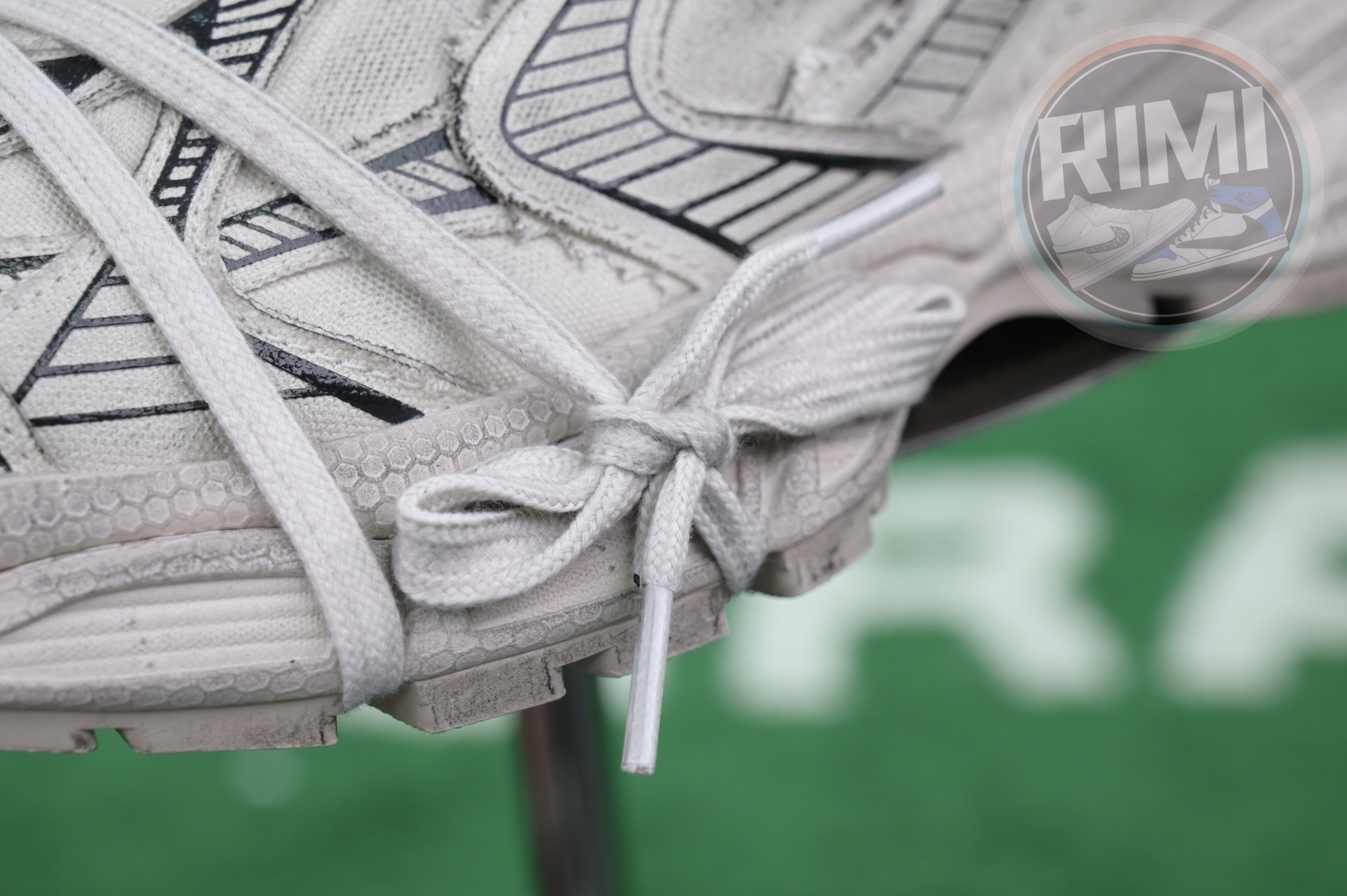 Balenciaga all sizes still in stock! Please contact customer service on iMessage/WhatsApp to purchase!  BLGA  3XL