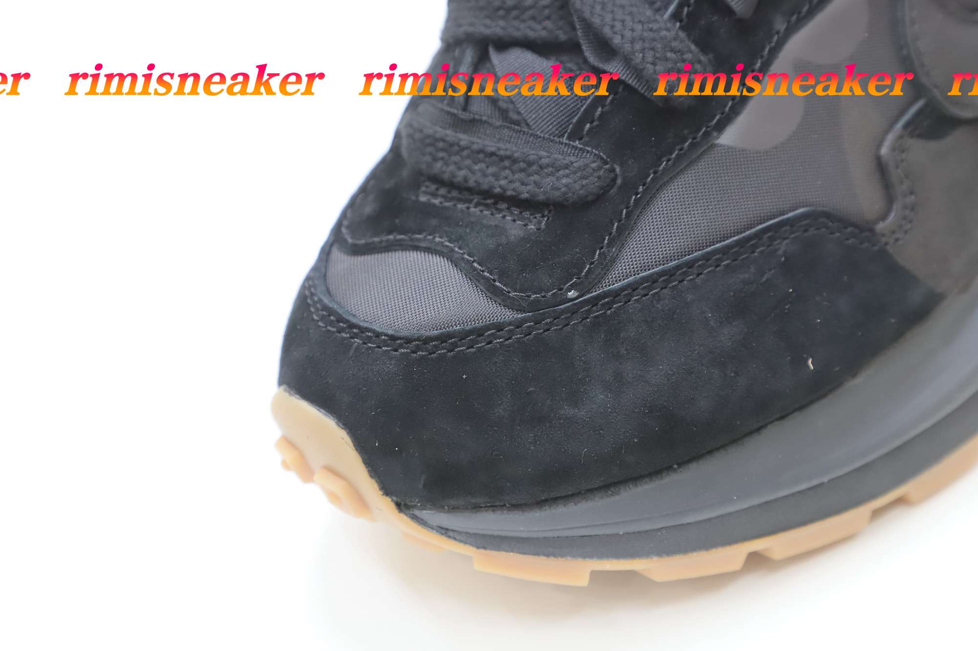 NIKE SACAI X VAPORWAFFLE