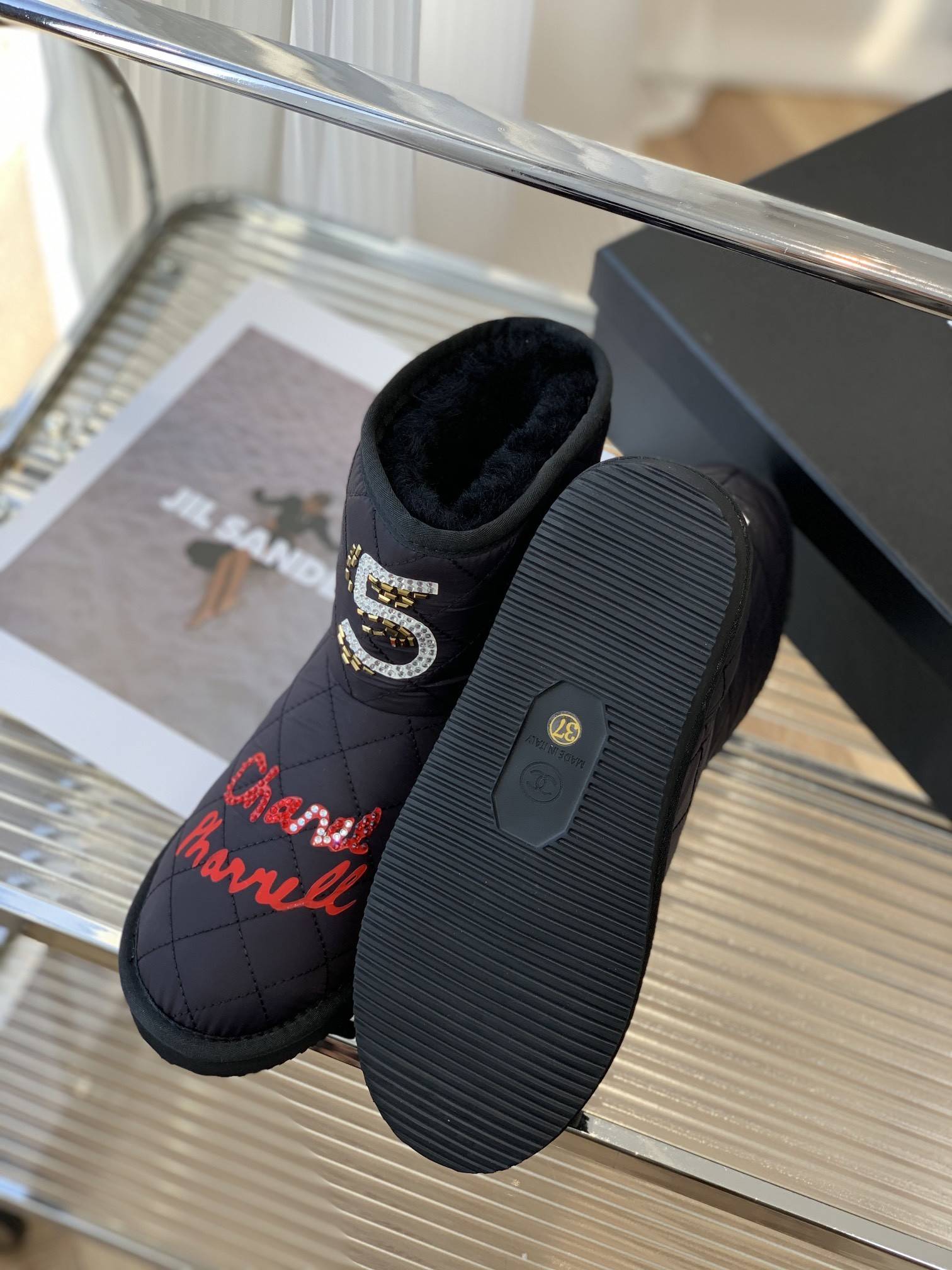 Chanel Snow boots FW style