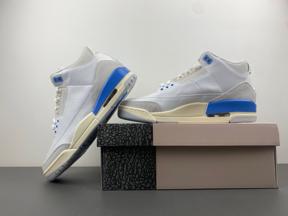 Air Jordan 3 “Lucky Shorts” UNC CT8532-101