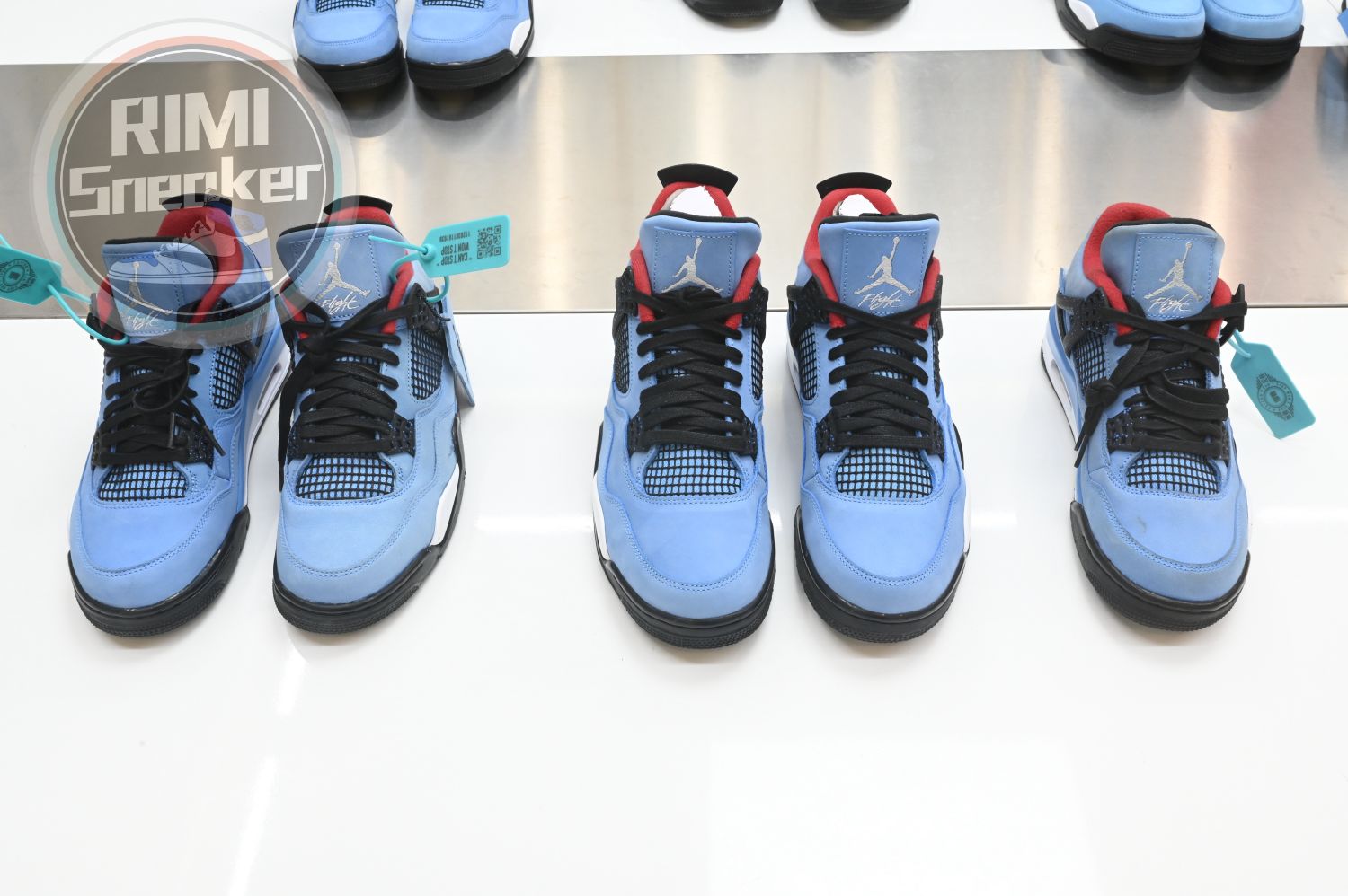 TRAVIS SCOTT X AIR JORDAN 4 RETRO