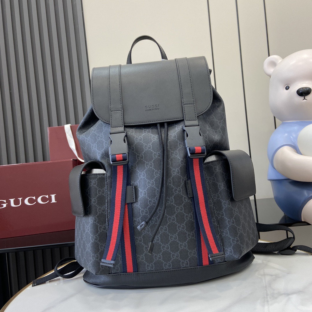 G*u*i backpack model: 495563. size: 34*42*16cm
