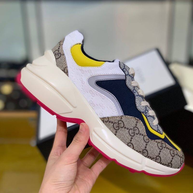 GU*IRetro Clunky Sneaker