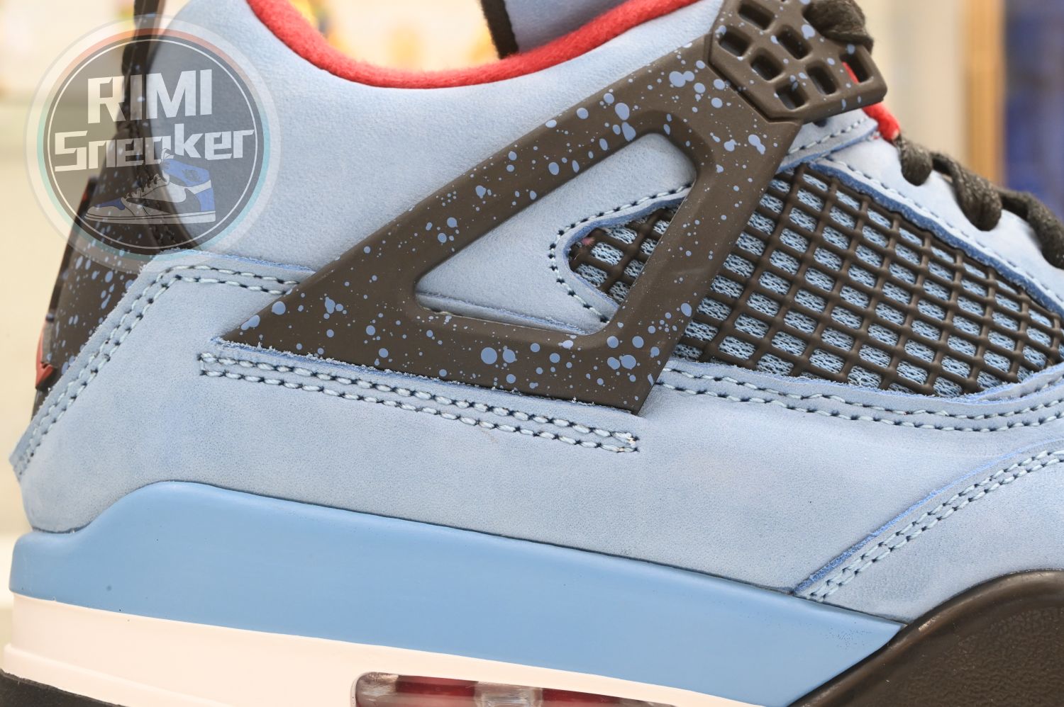 TRAVIS SCOTT X AIR JORDAN 4 RETRO