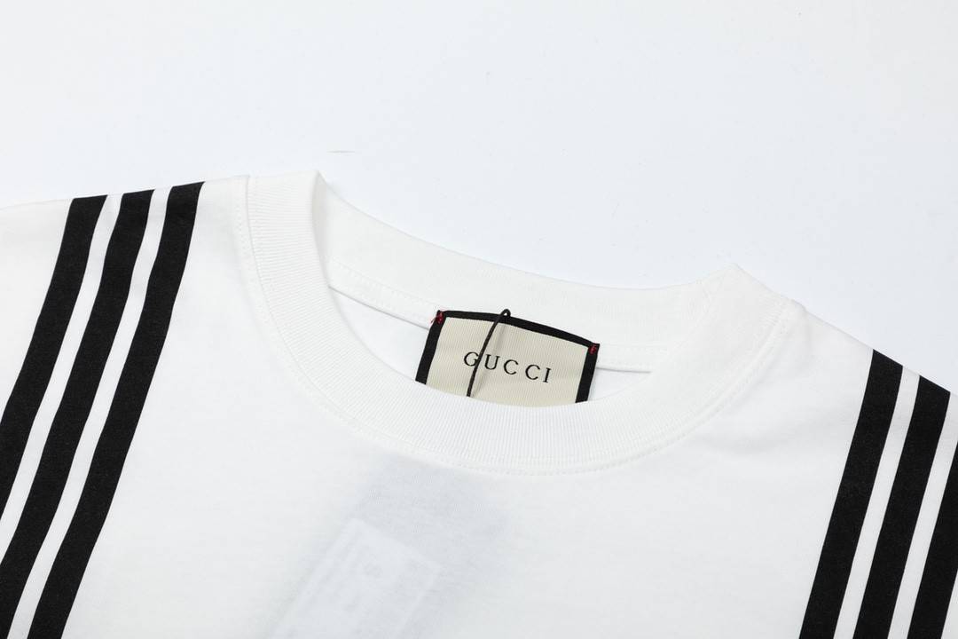 G*u*i 23ss double g vertical stripe foam printed t-shirt