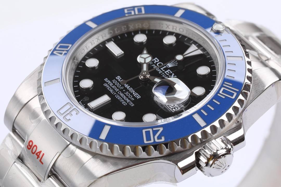 Rolex Submariner 41 Series Men