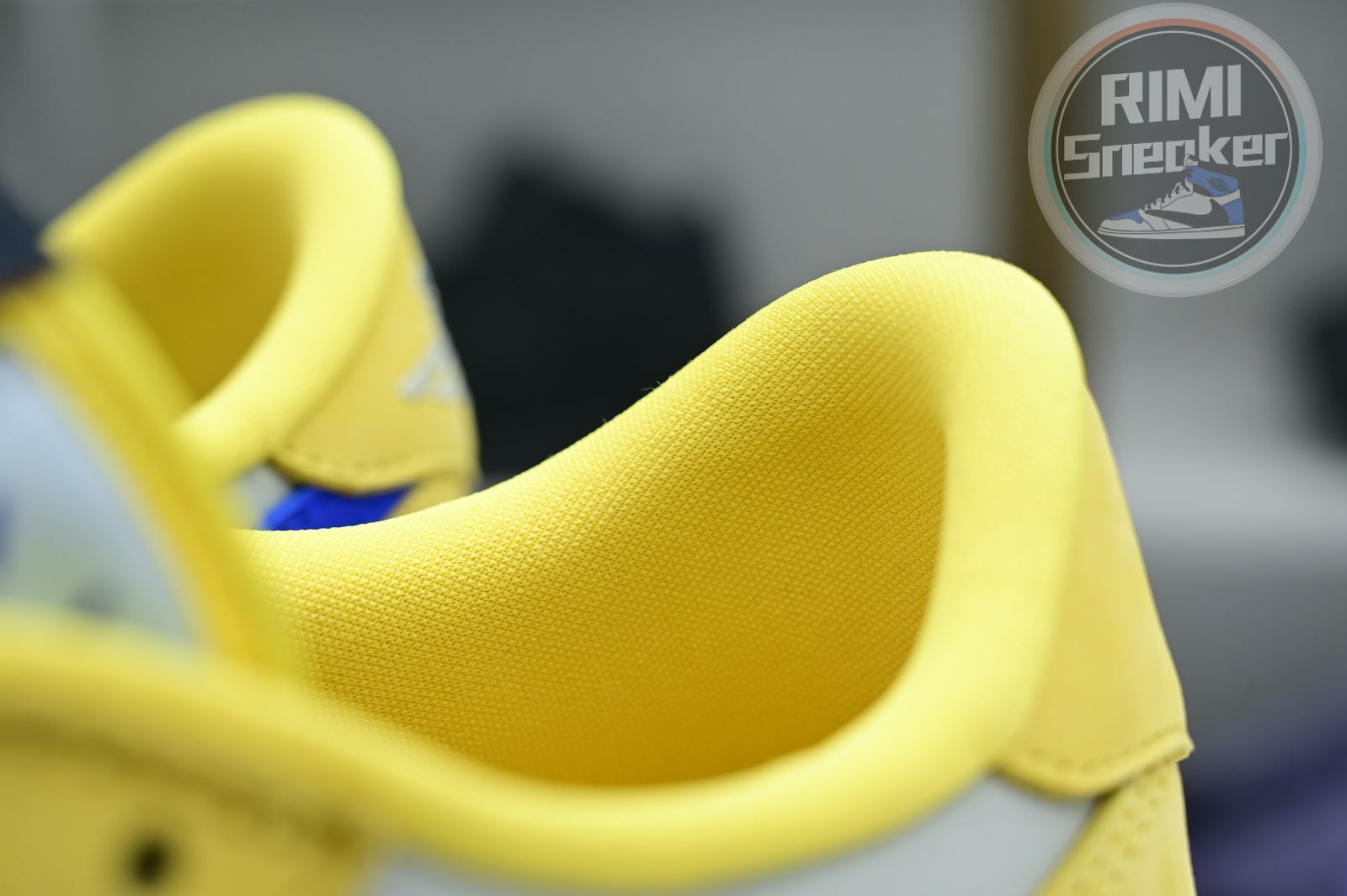 Travis Scott x Jordan Air Jordan 1 Low Canary