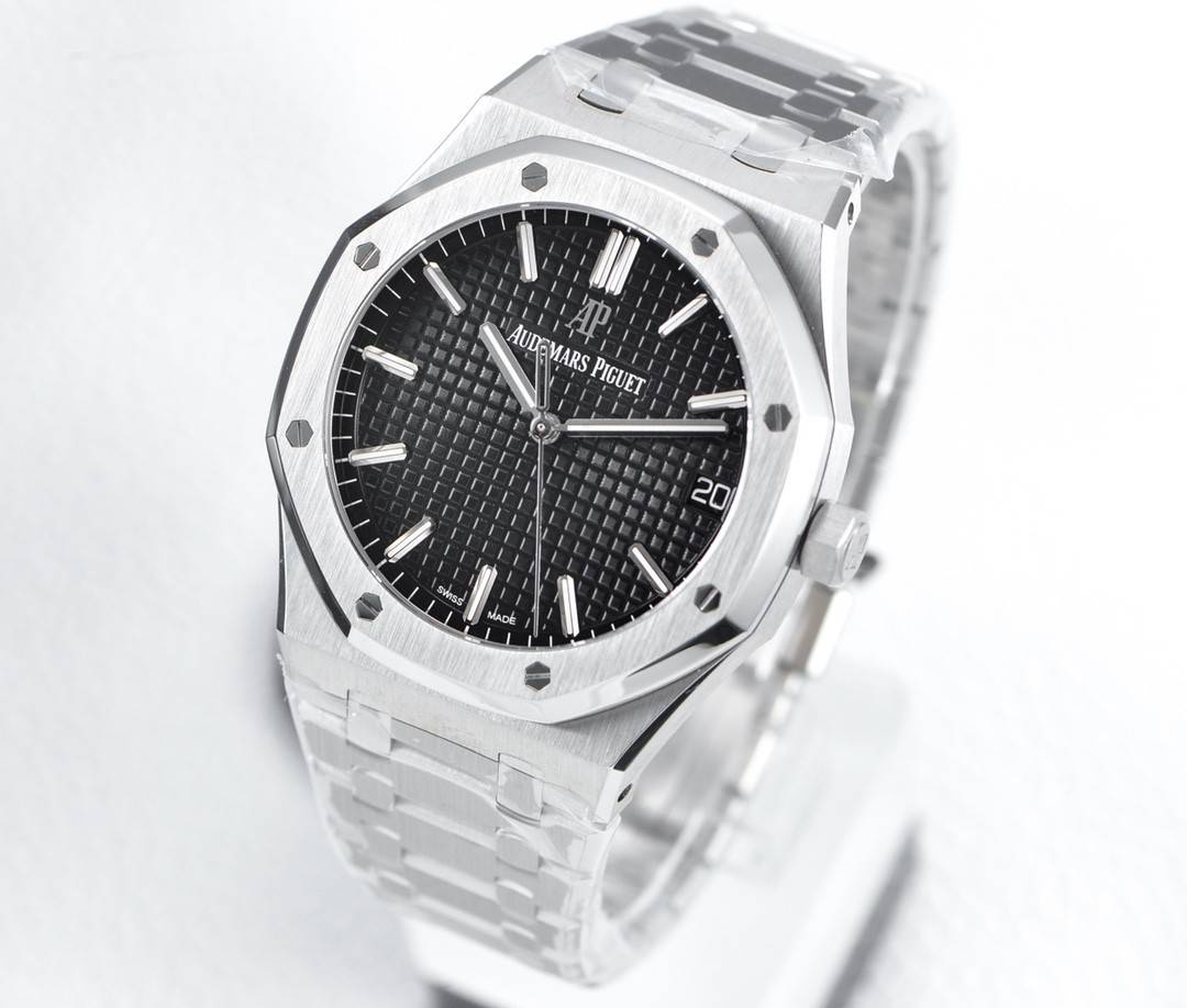 Audemars Piguet Royal Oak 15500 Series Men