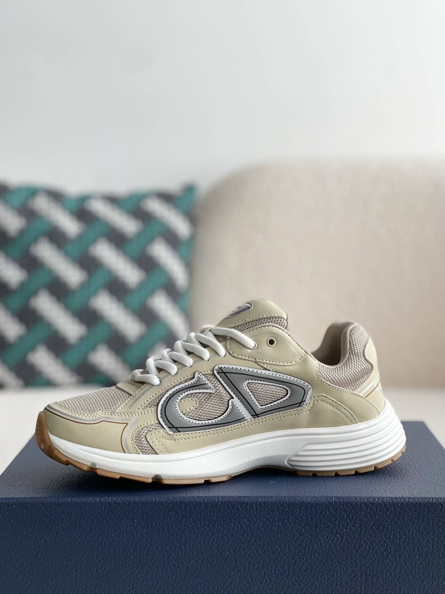 D*OR B30 New Sneaker