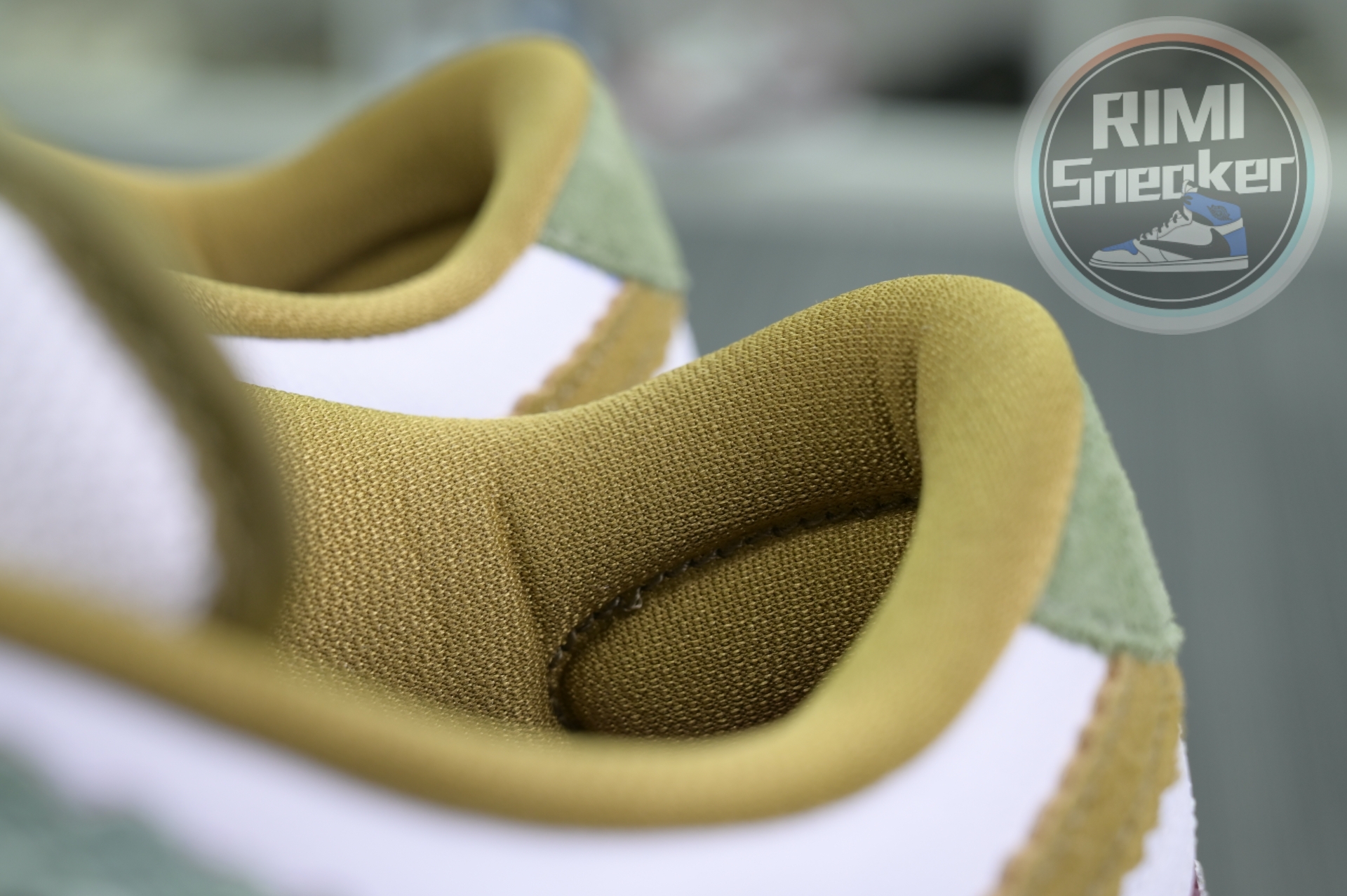 Alexis Sablone x Nike Dunk SB Low