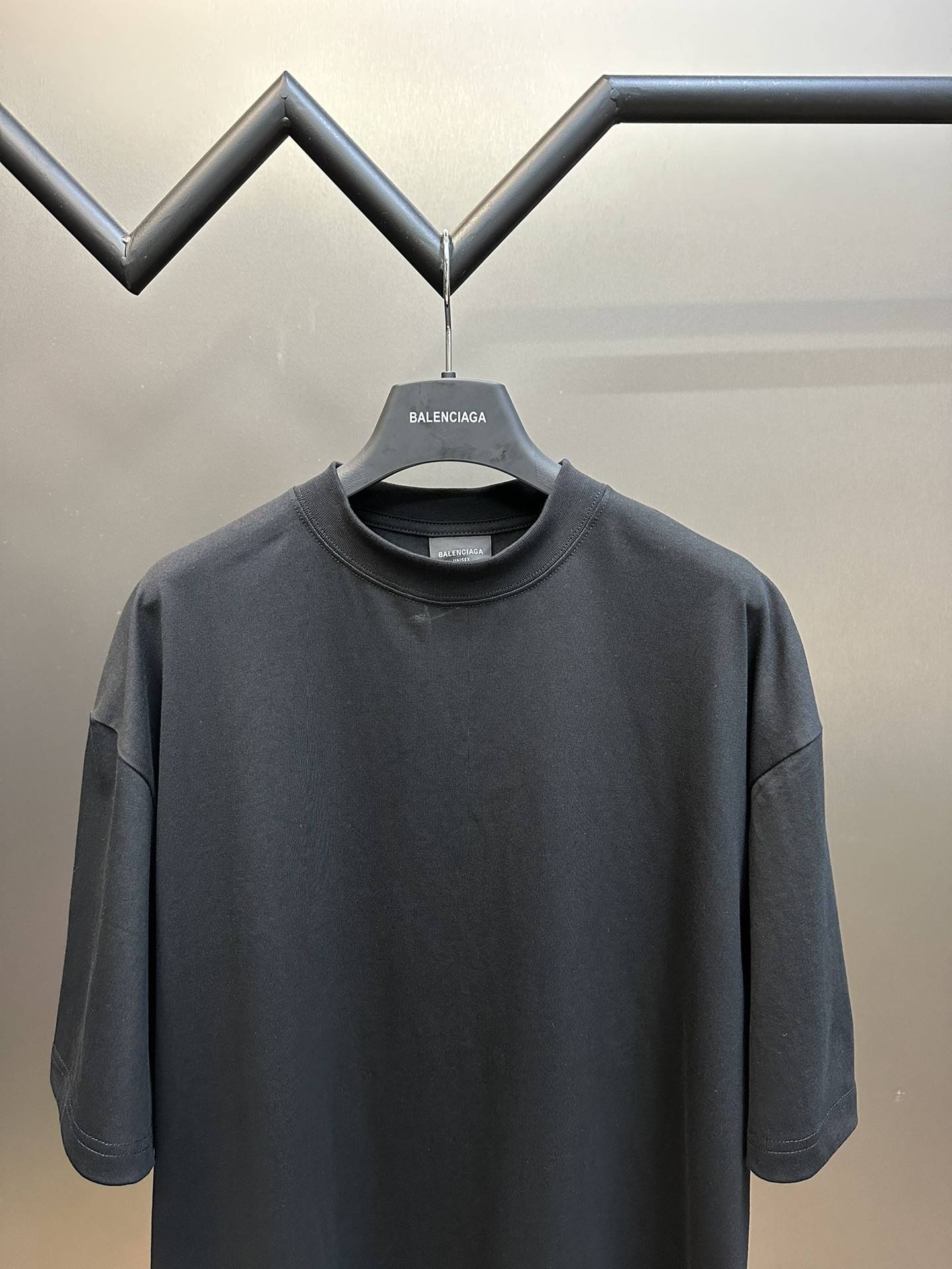 Balenciaga double back embroidered short sleeves