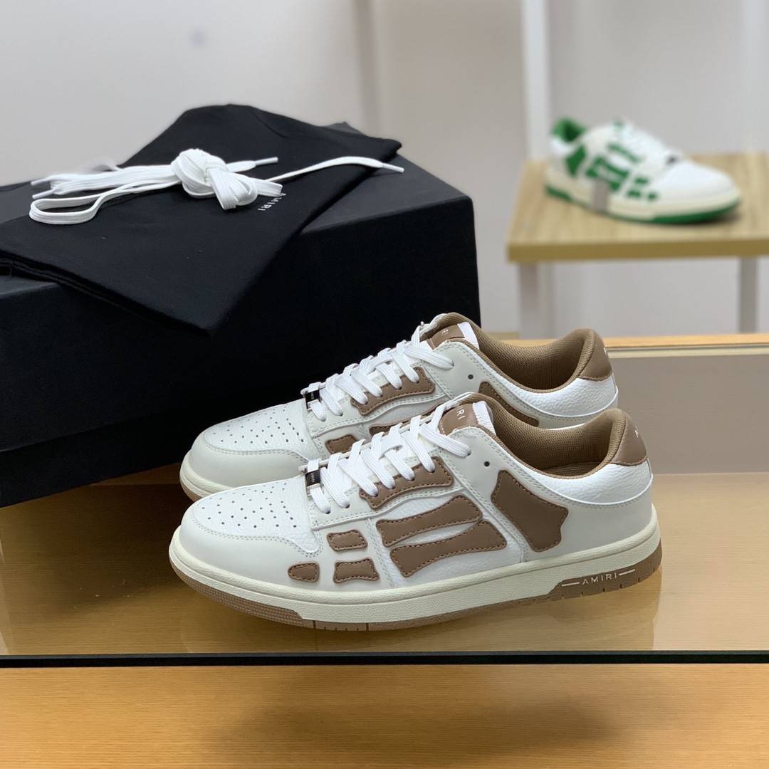 A*RI Bone Sneakers