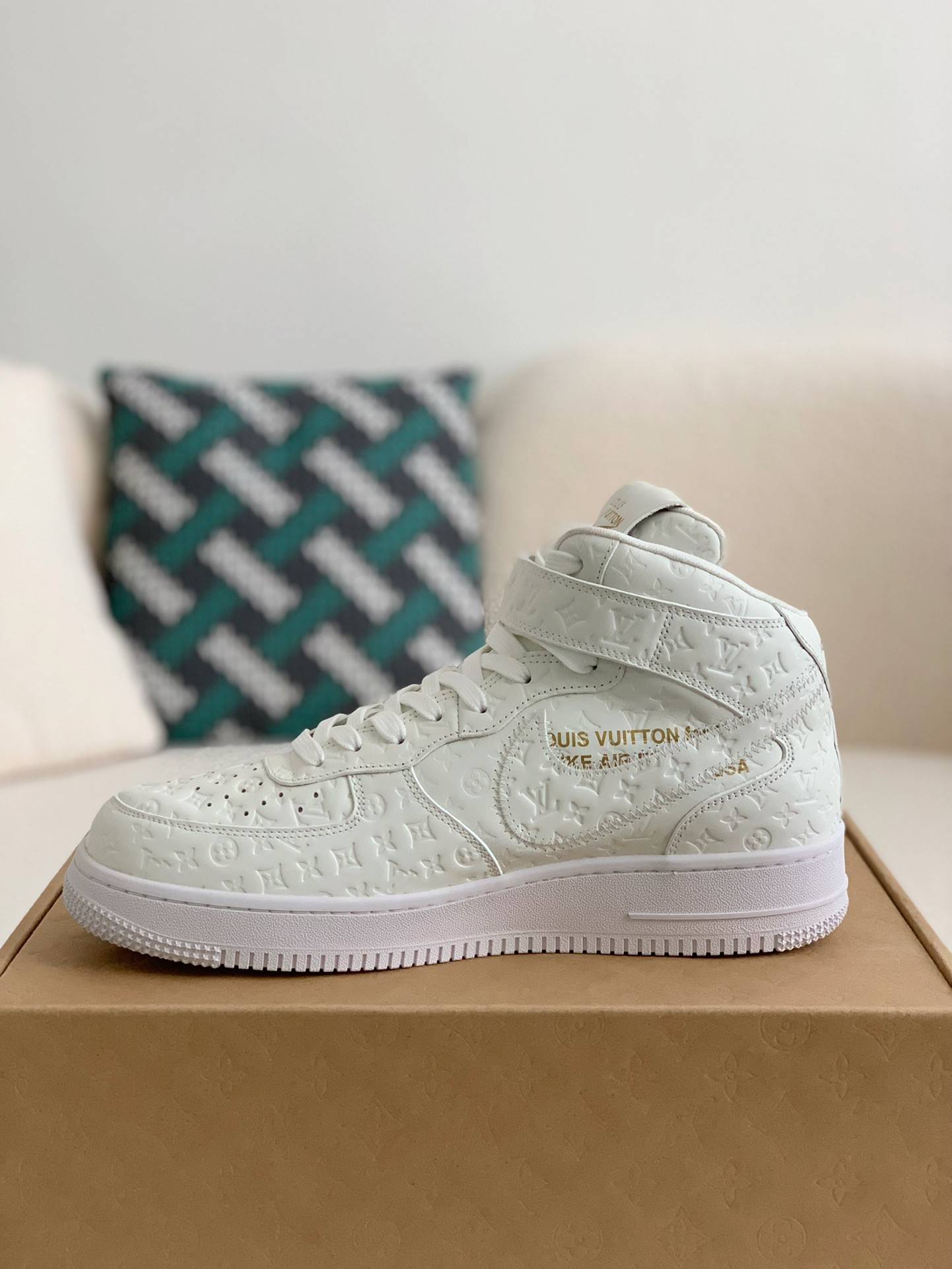 L*V x Nike Air Force 1 High