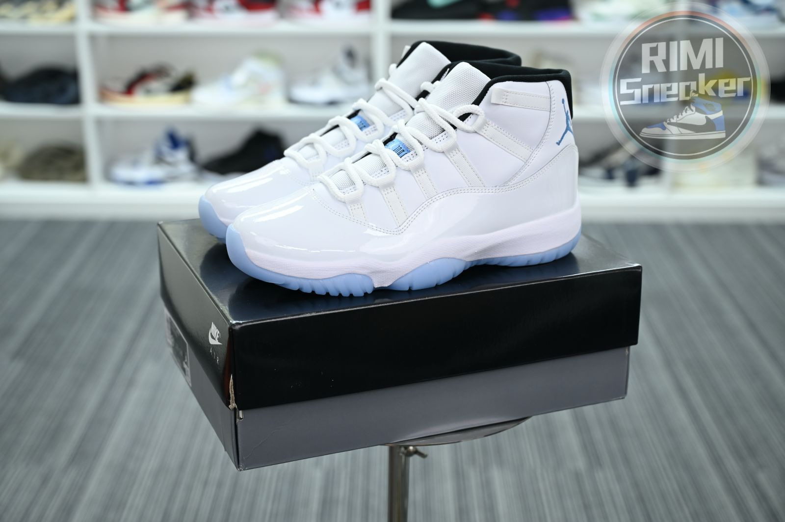 Jordan Air Jordan 11“Legend Blue”  2024  CT8012-104
