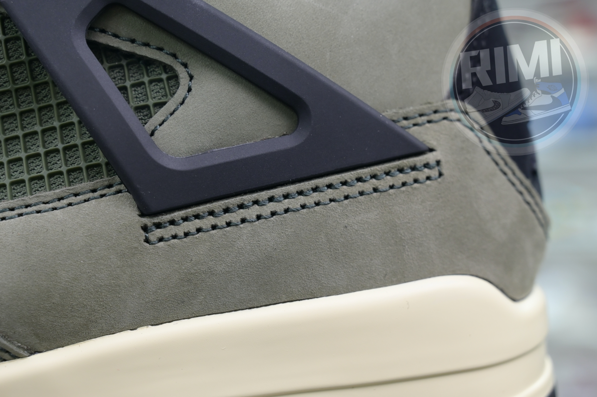 UNDEFEATED x Jordan Air Jordan 4 Retro UNDFTD