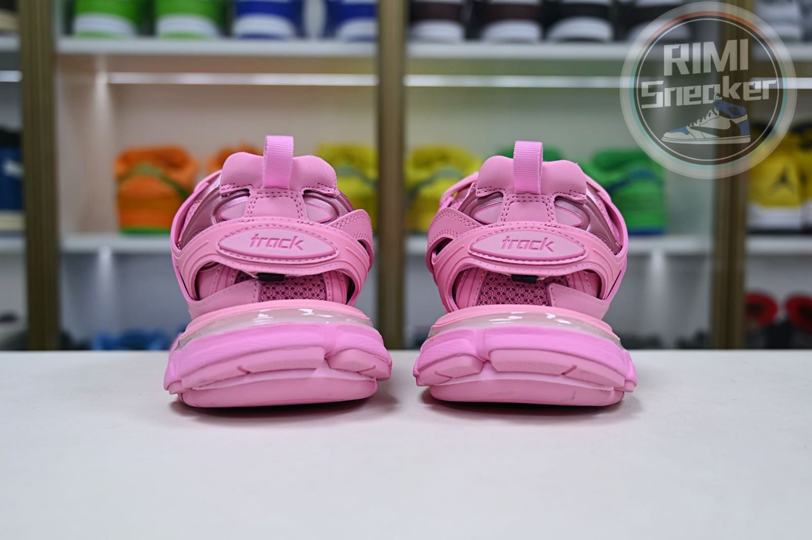 Balenciaga all sizes still in stock! Please contact customer service on iMessage/WhatsApp to purchase! BLGA  Track（LED）