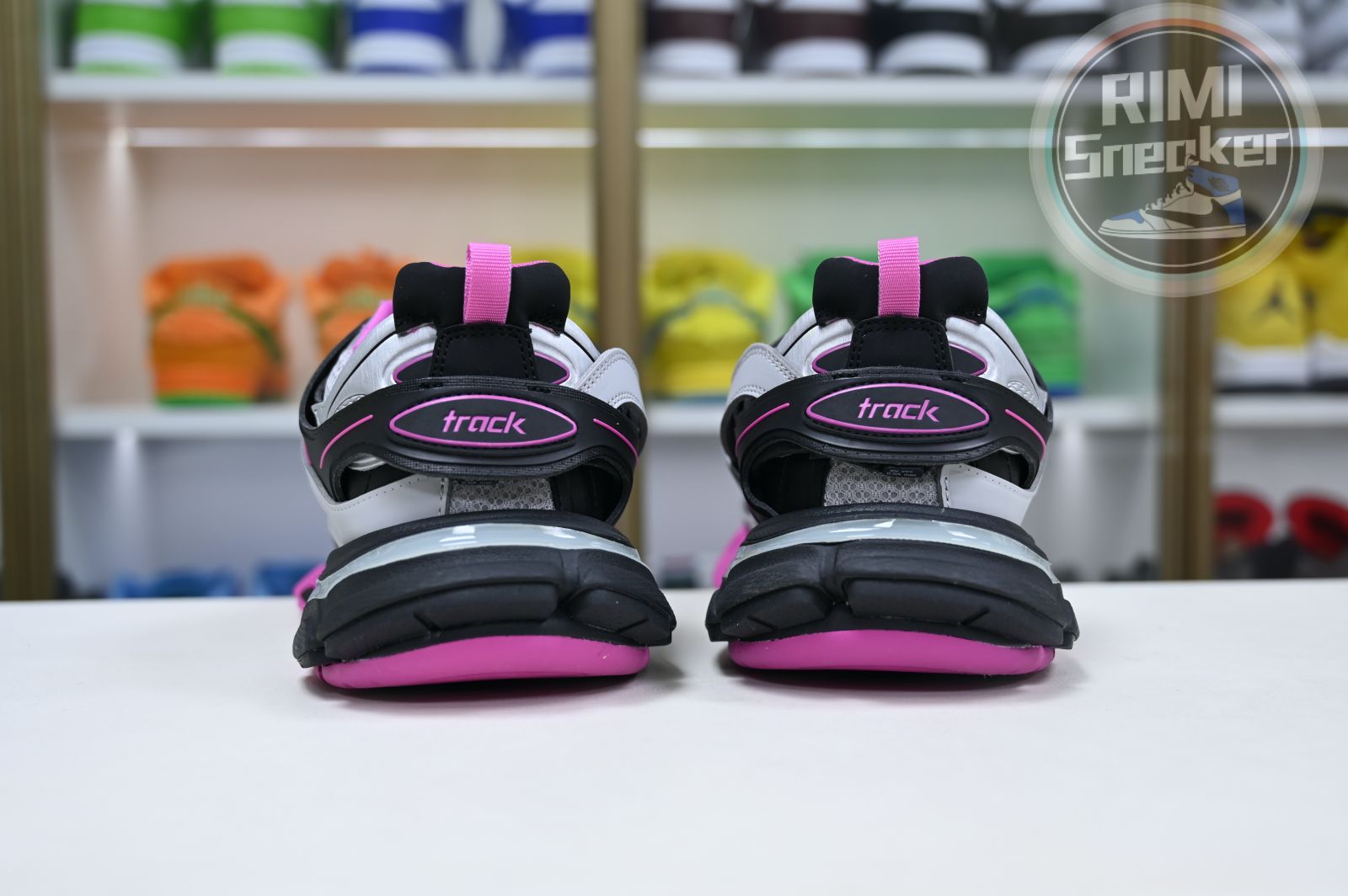 Balenciaga all sizes still in stock! Please contact customer service on iMessage/WhatsApp to purchase! BLGA  Track（LED）