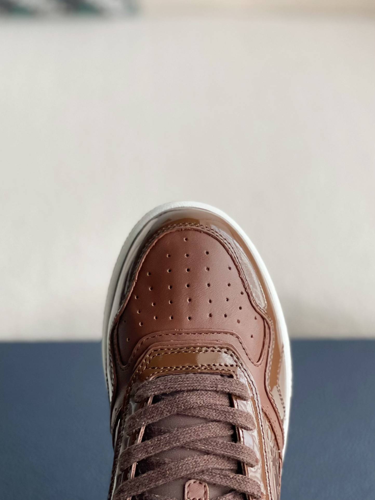 D*OR HIGH LEVEL B27 Sneaker