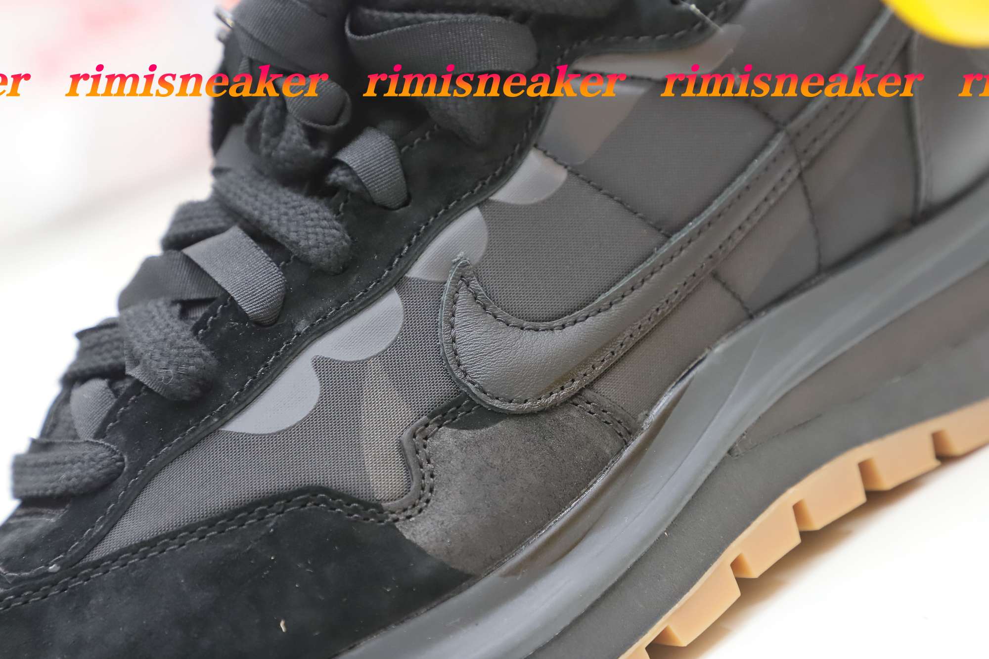 NIKE SACAI X VAPORWAFFLE