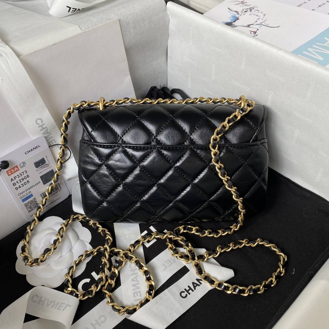 CH*EL23A Advanced Handicraft Shop Series Black Gold Leather Chain Piercing Bag AP3373, Top Quality