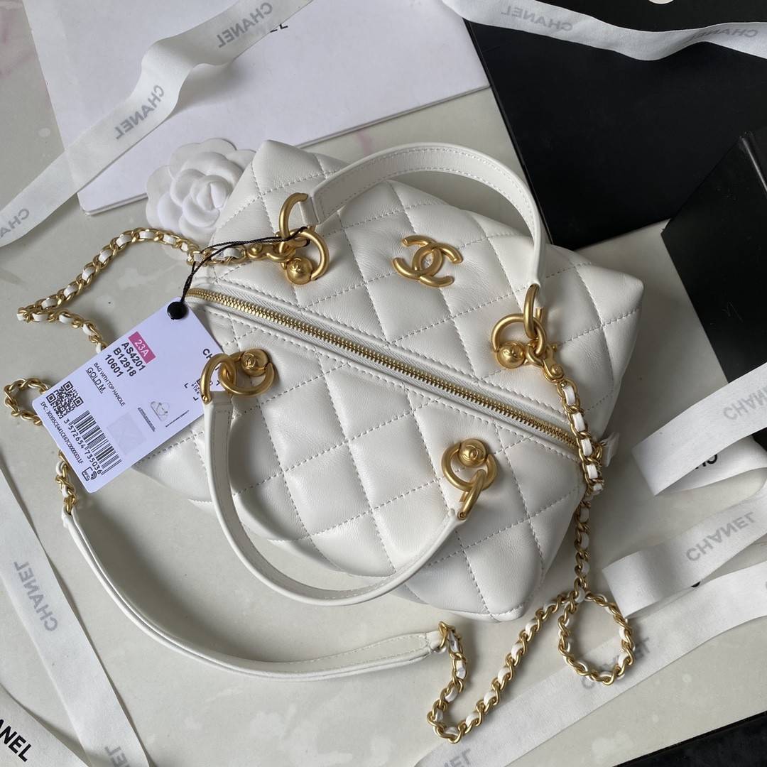 CH*EL23A Premium Handmade Sheepskin Portable Lunch Box Bag AS4201, Top Quality Size: 17 * 21 * 5.5