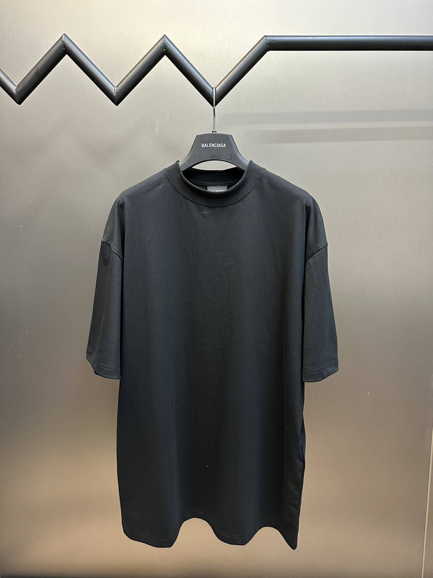 Balenciaga double back embroidered short sleeves
