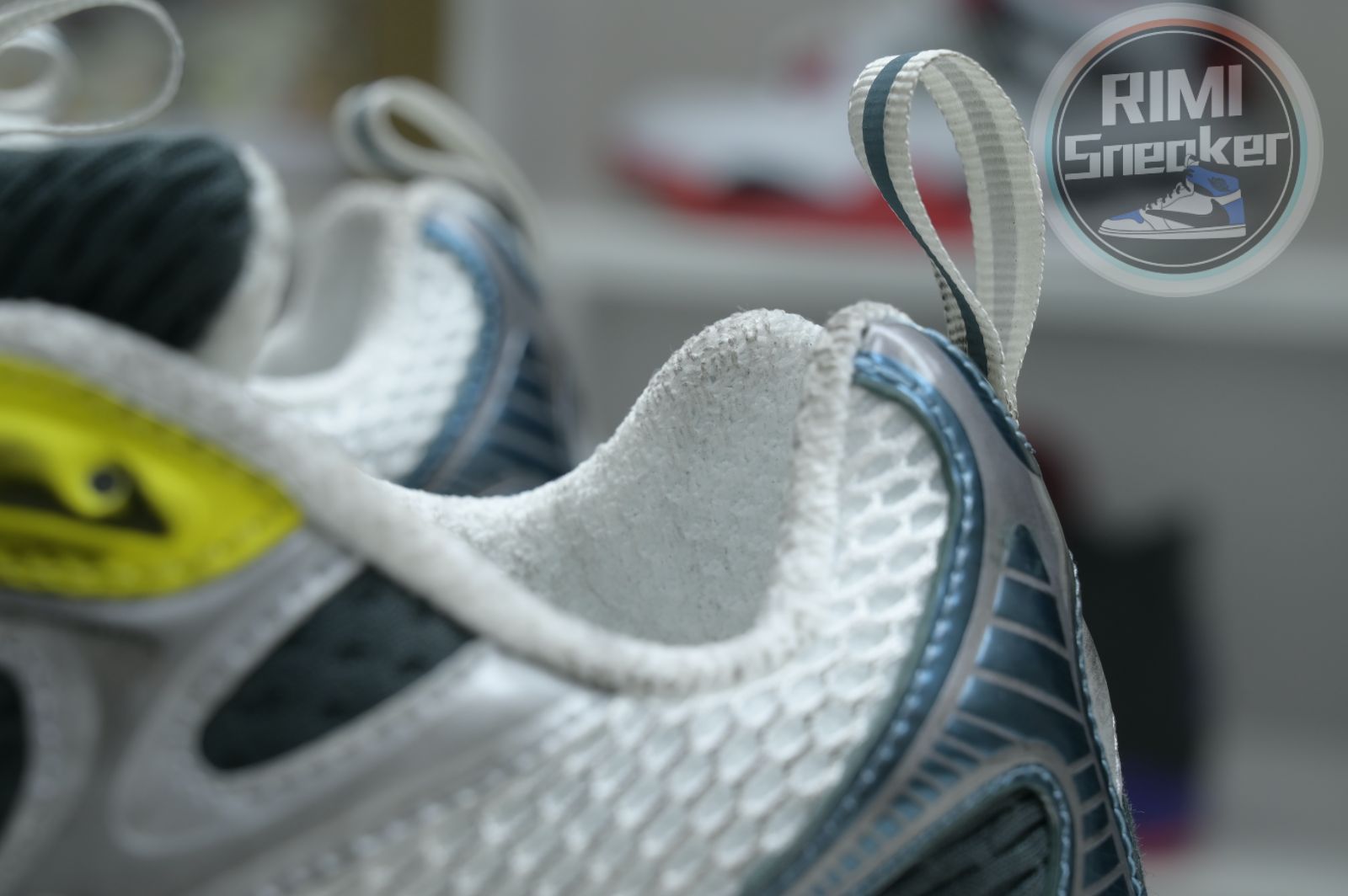 Balenciaga all sizes still in stock! Please contact customer service on iMessage/WhatsApp to purchase!  BLGA  3XL