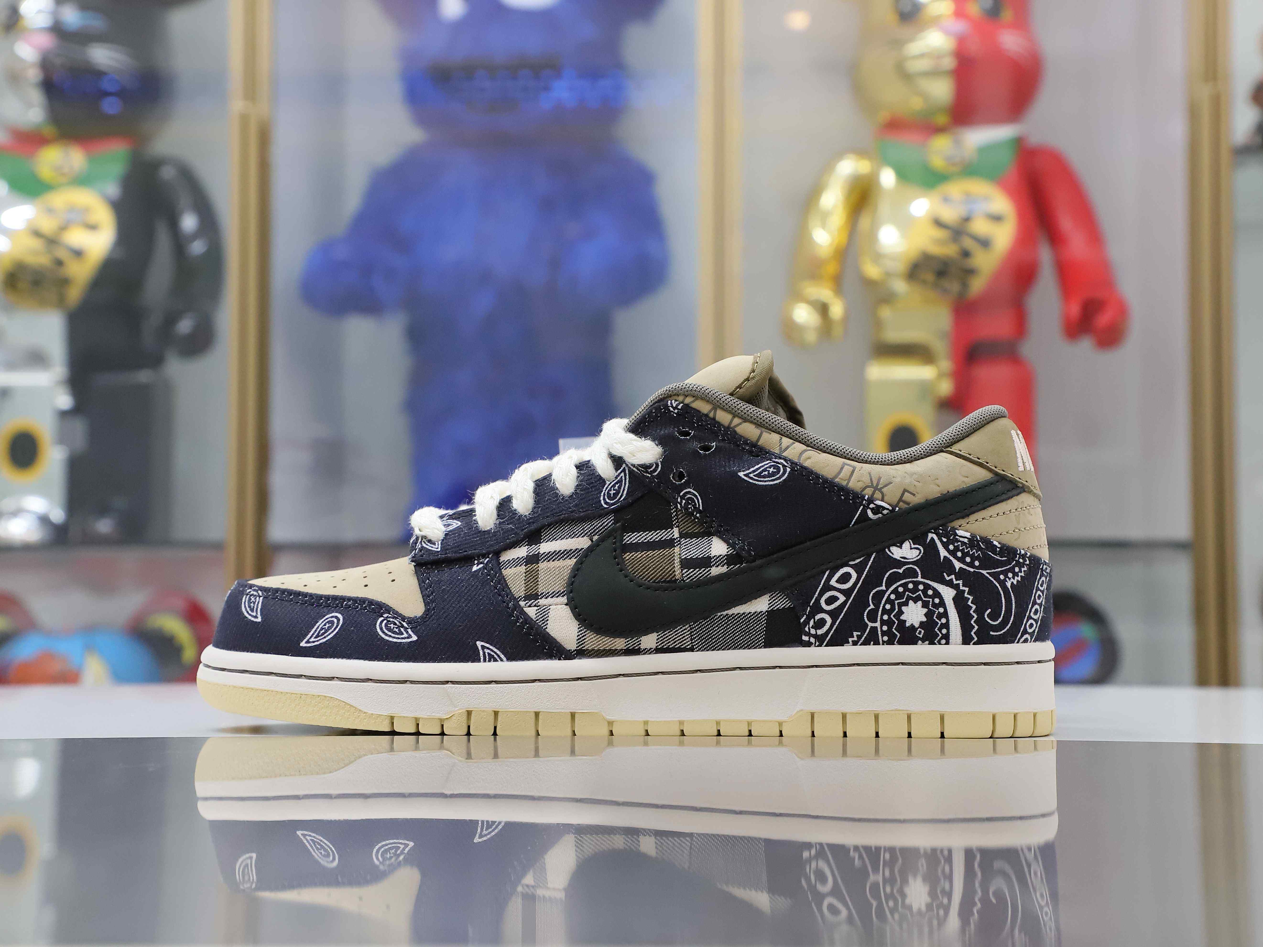TRAVIS SCOTT X DUNK LOW PREMIUM QS SB
