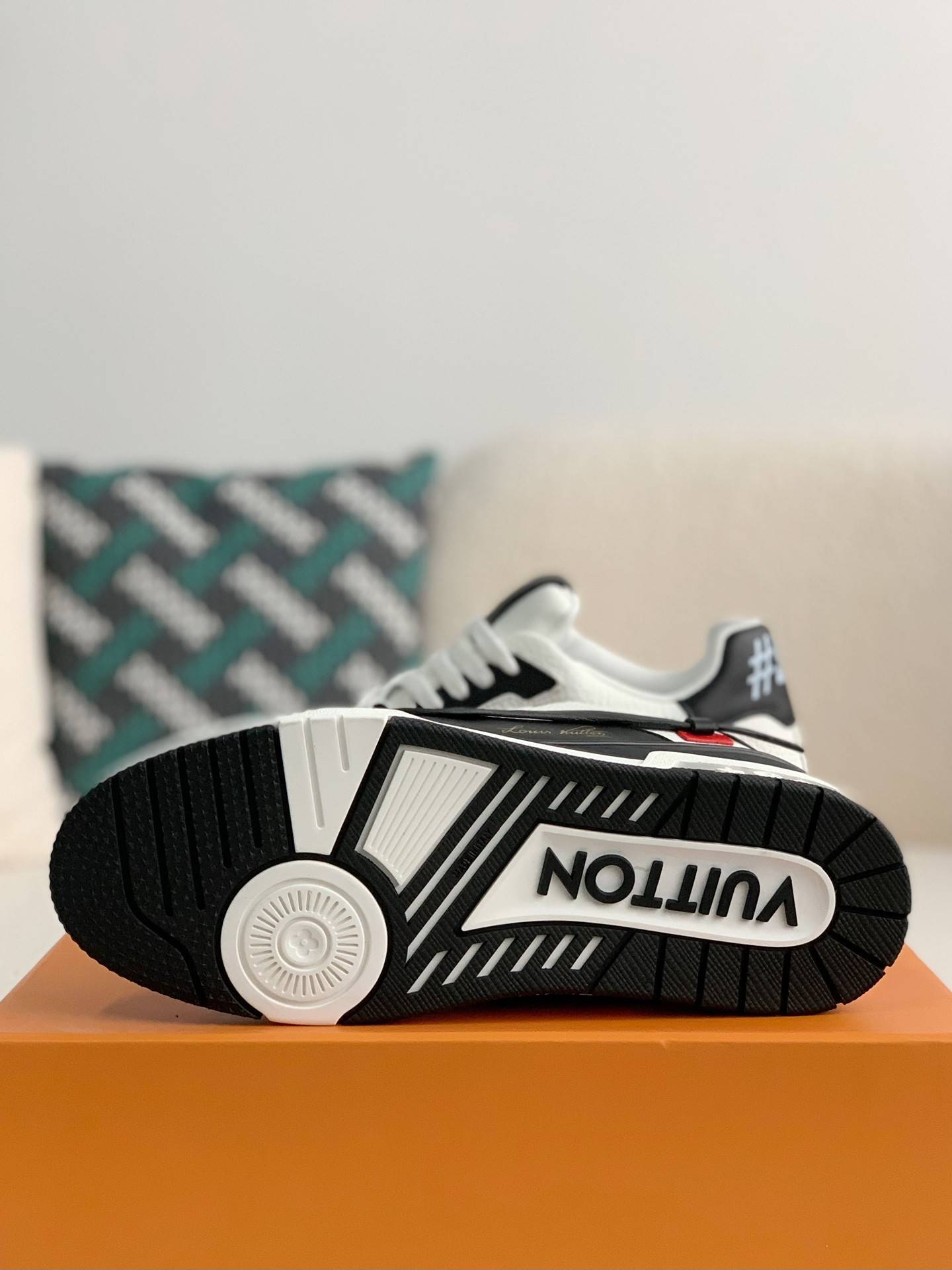 Nike x L*V Trainers Sneakers