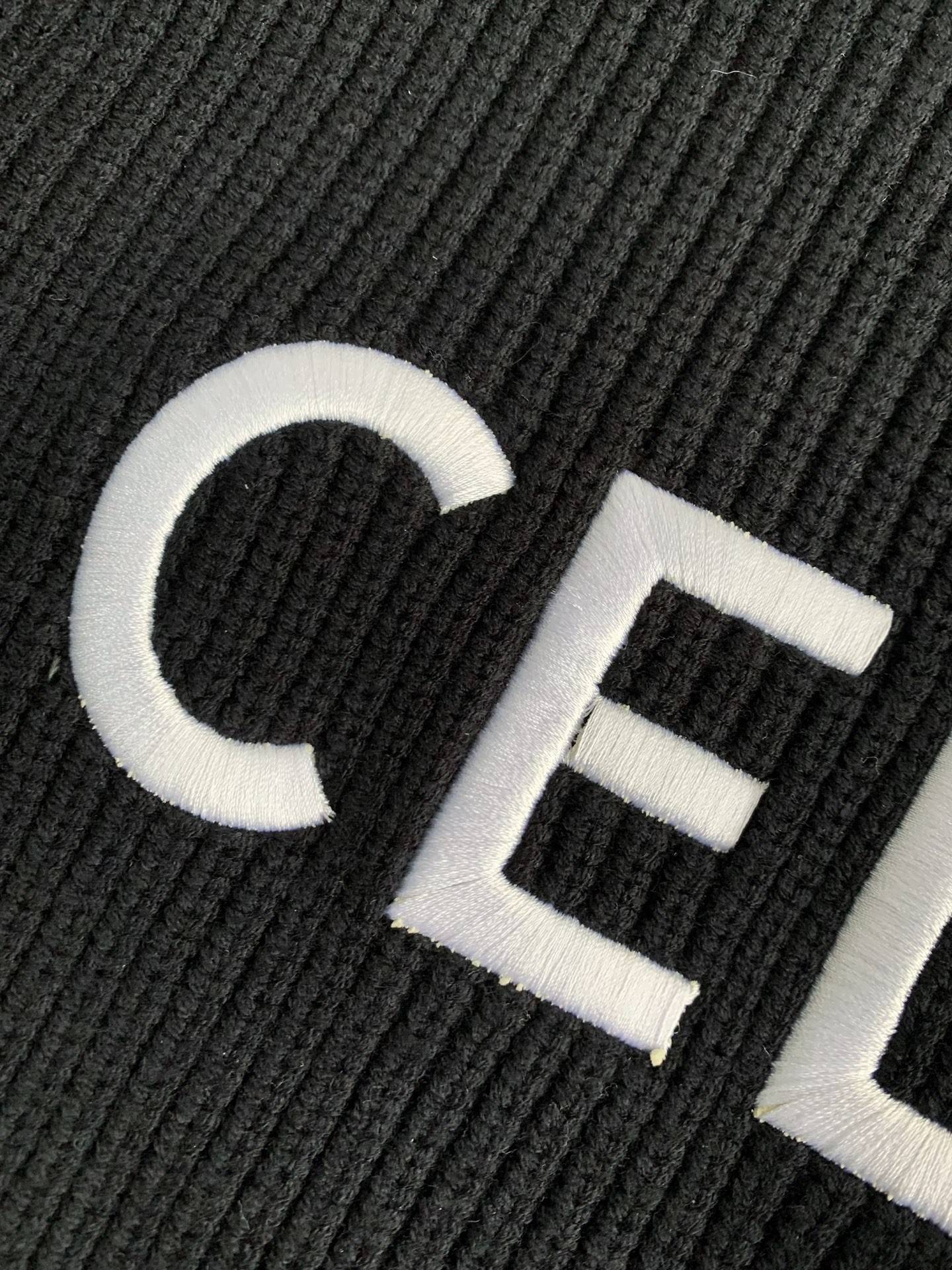 Celine sweater knitted material