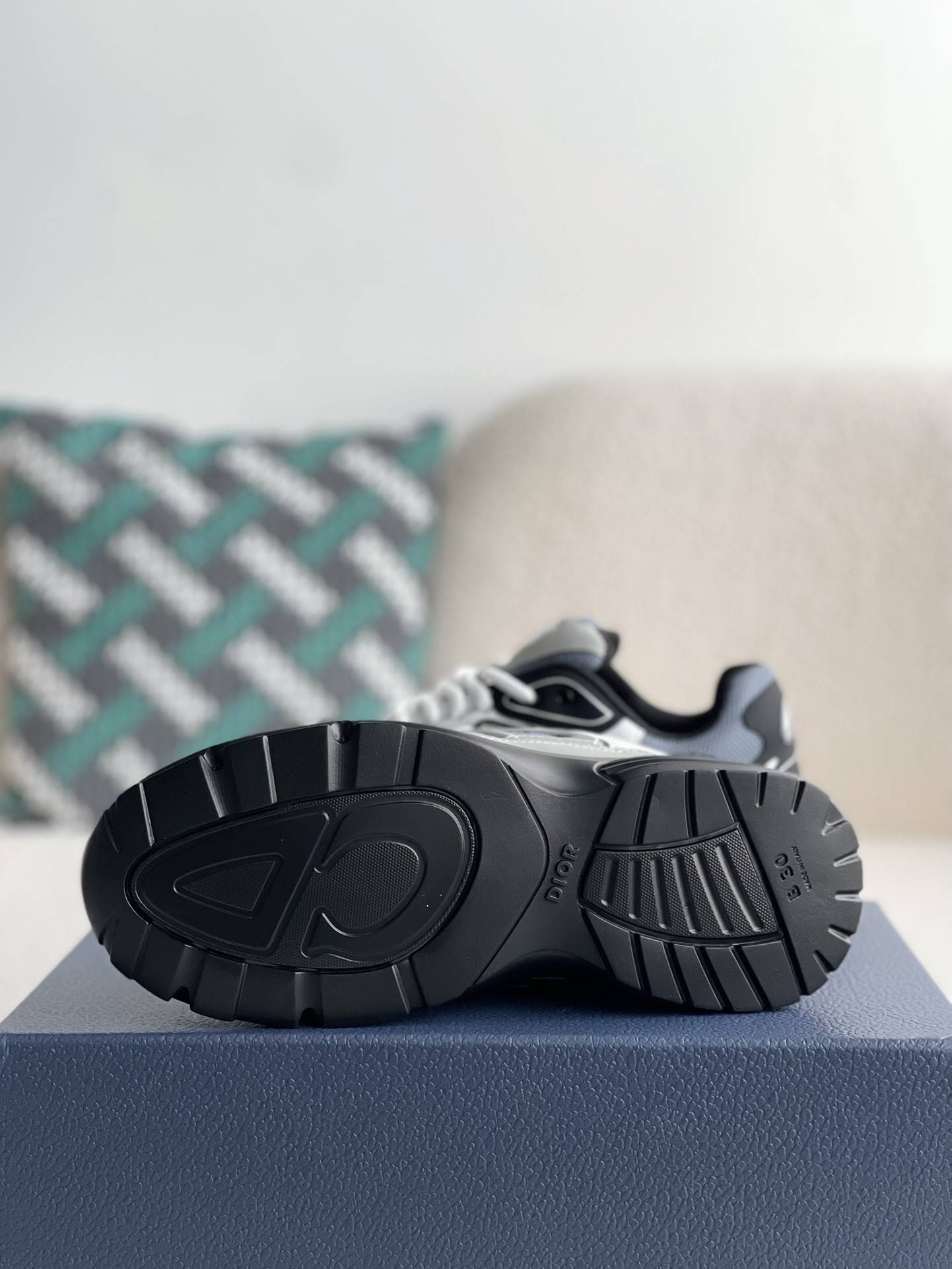 D*OR B30 New Sneaker