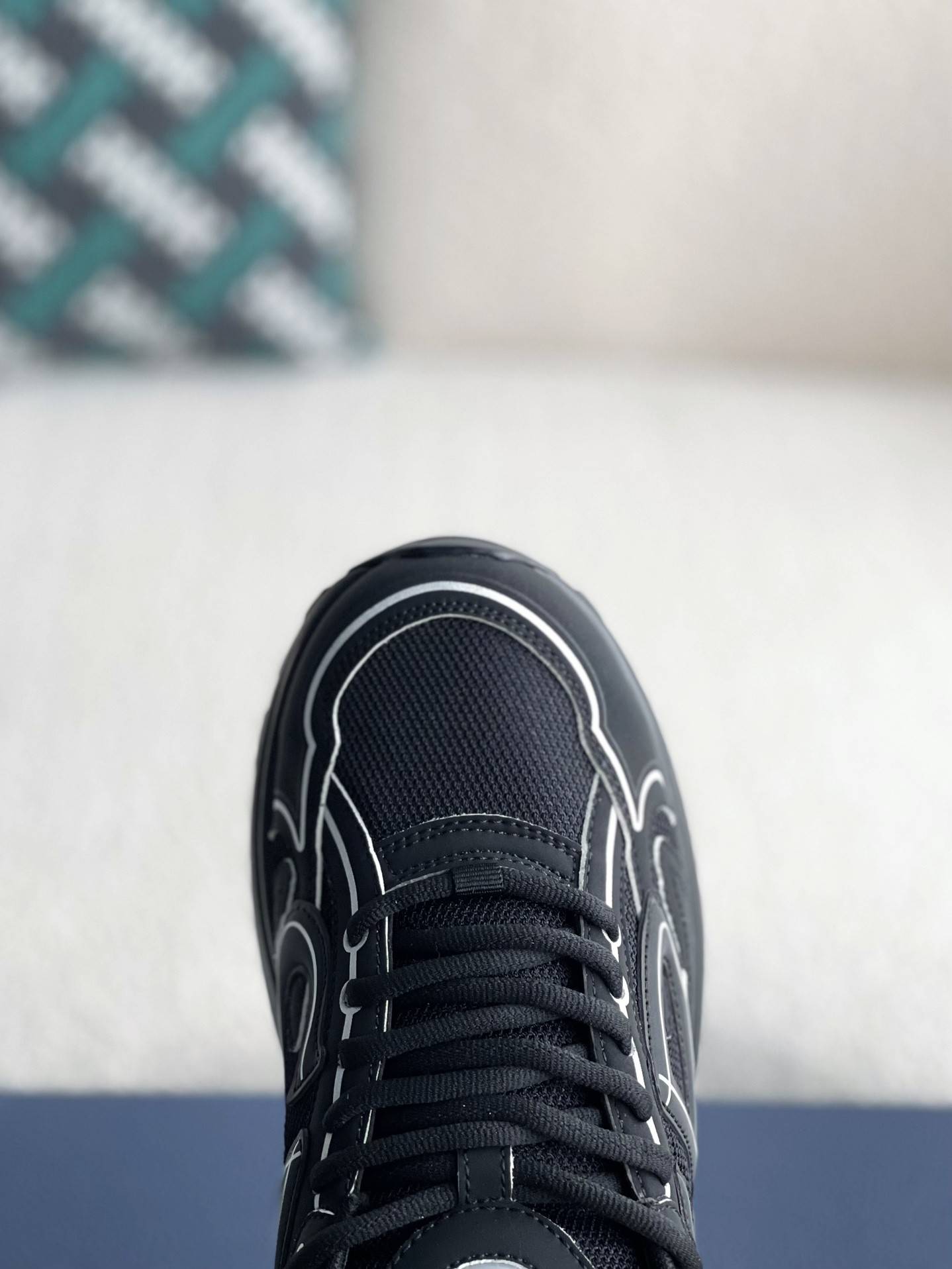 D*OR B30 New Sneaker