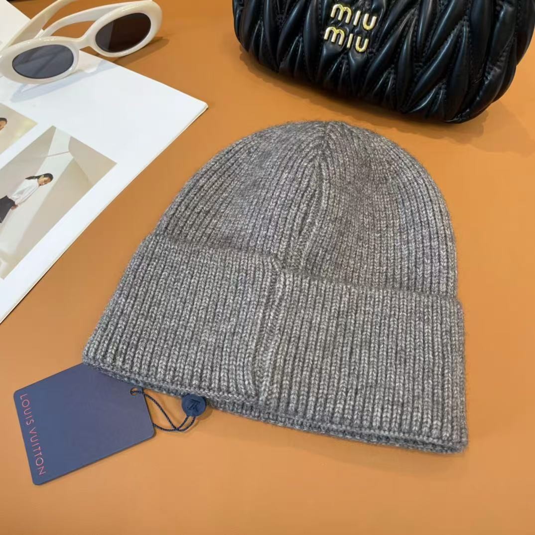 [#4091] Louis Vuitton autumn and wi nter new knitted hat