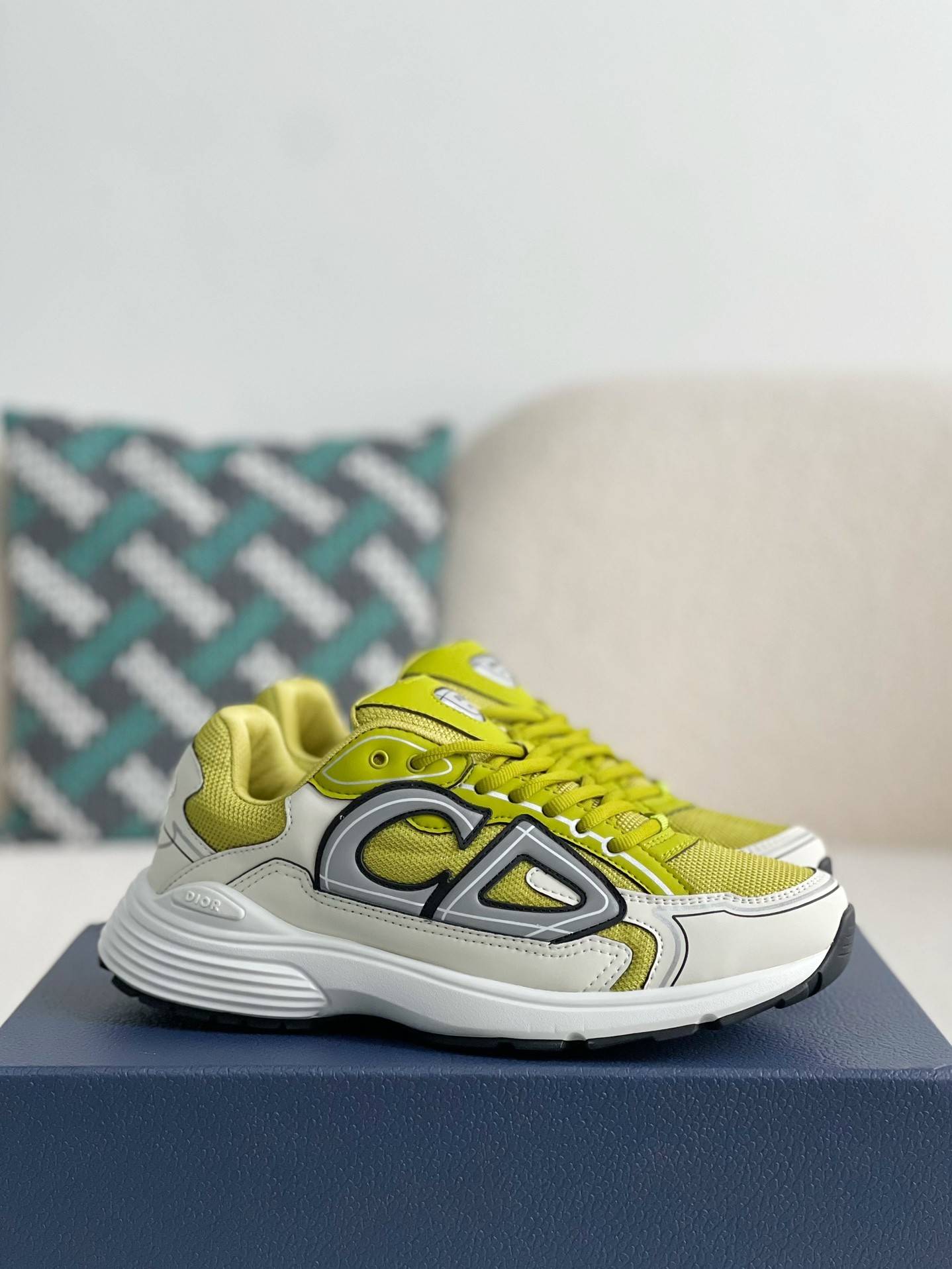 D*OR B30 New Sneaker