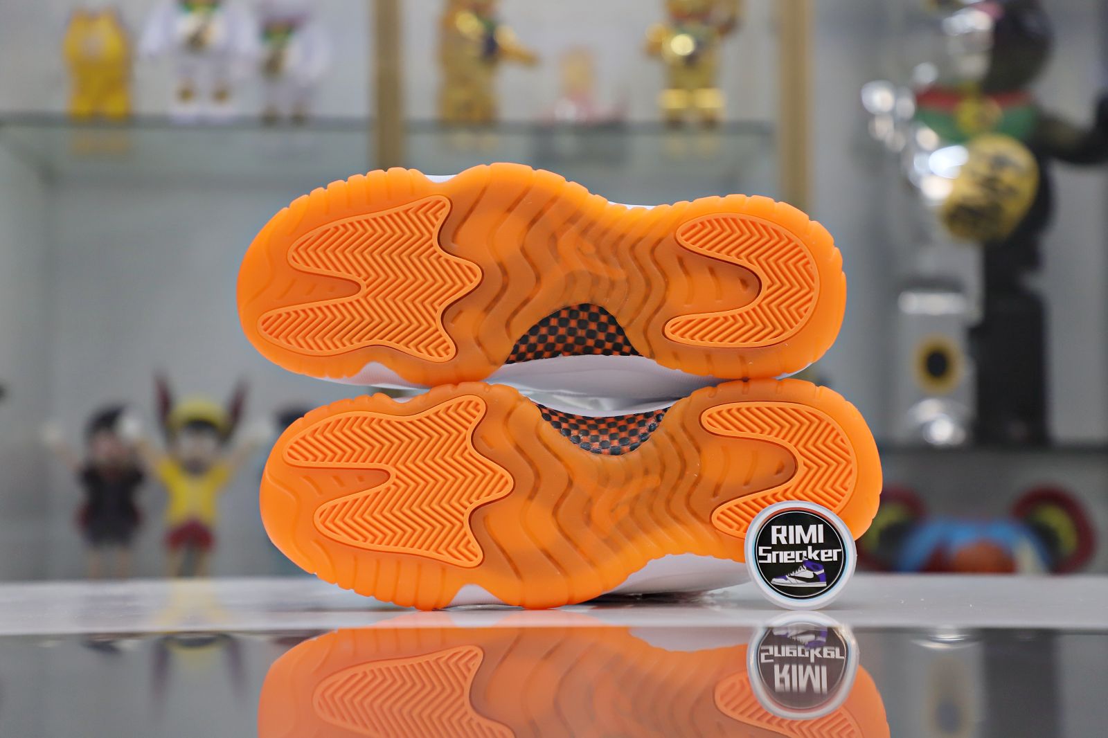 WMNS AIR JORDAN 11 RETRO LOW