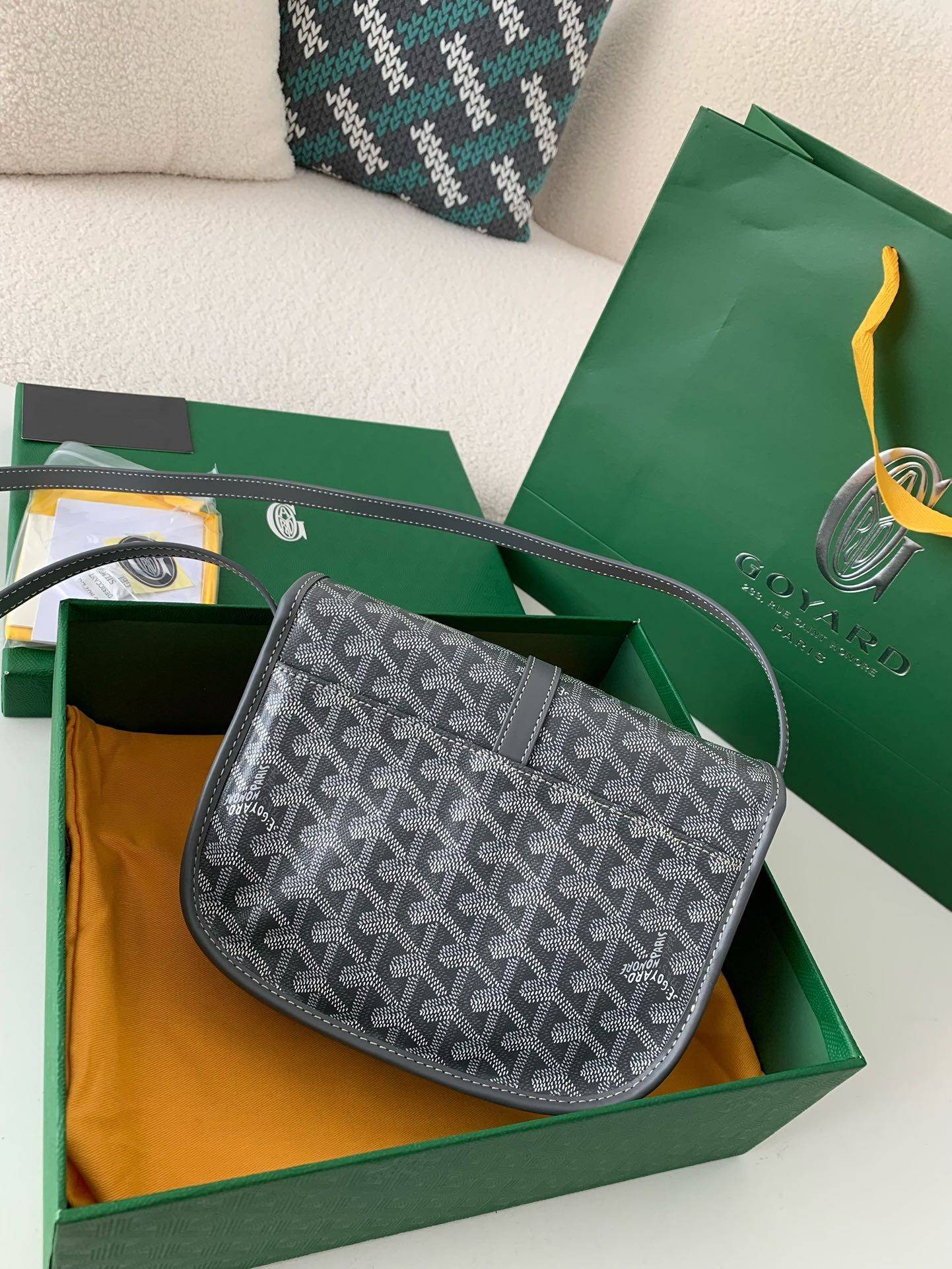Goyard BeL*Védère bag Top Quality  Size:21.5*16*6cm