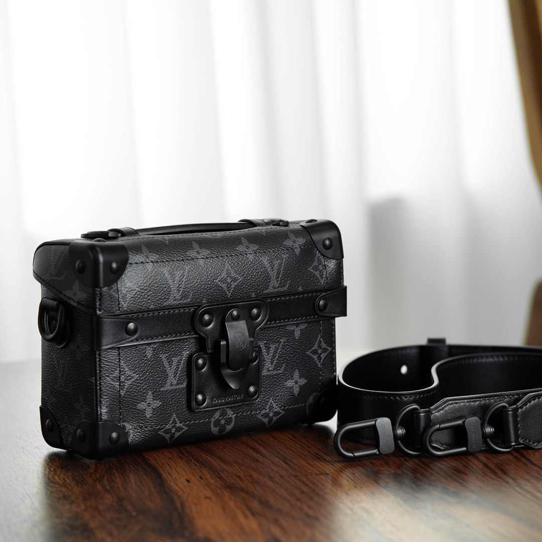 L*V SOUL TRUNK  15 x 7 x 19 cm