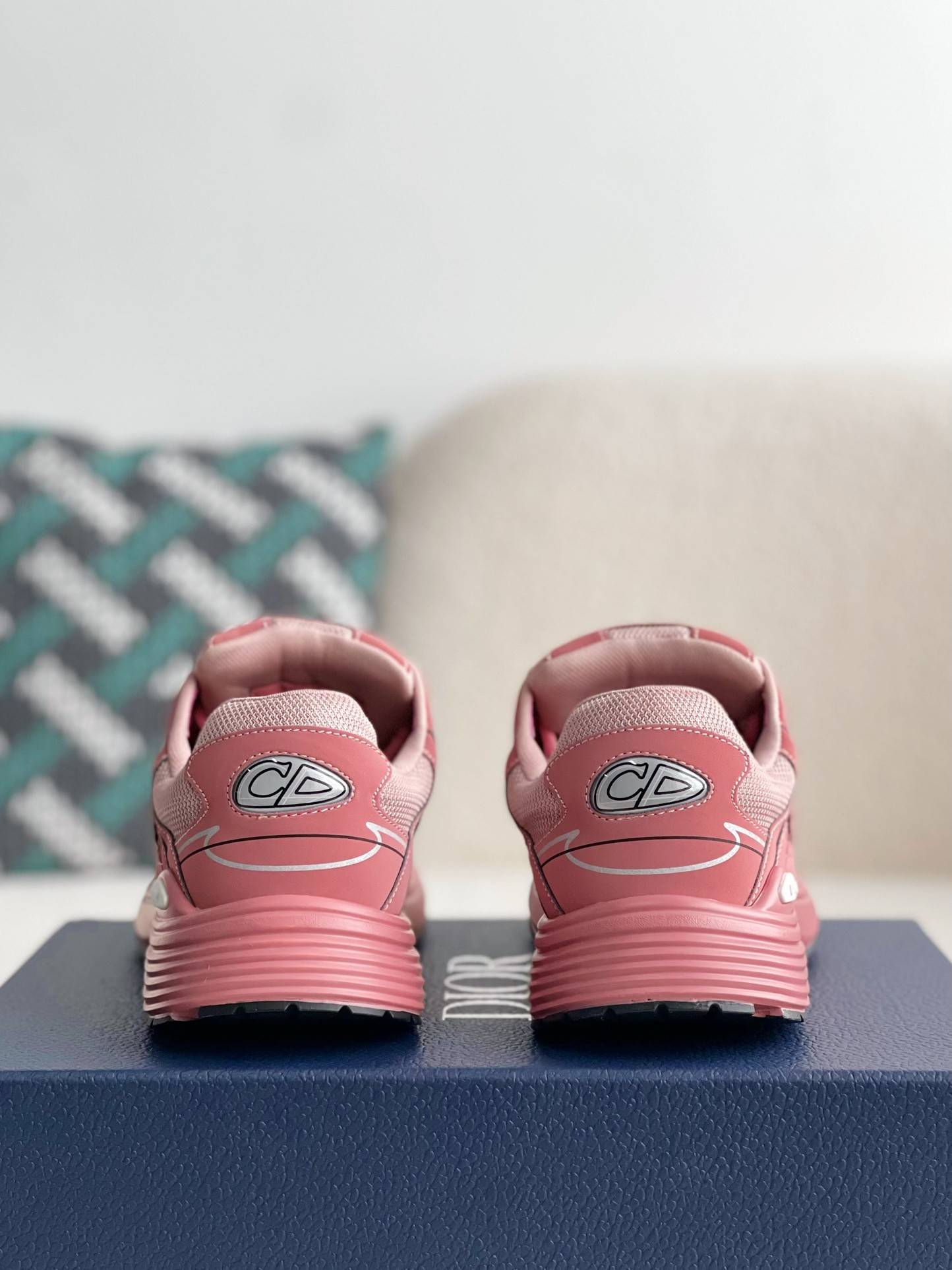 D*OR B30 New Sneaker